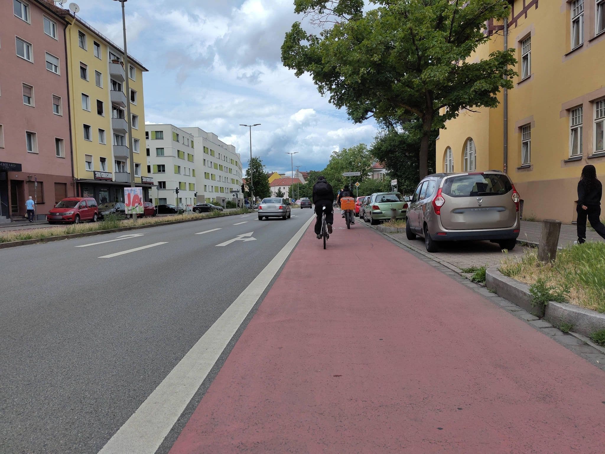 Street view near gerhard's bedje, Nuremberg — © HaraldBk (CC BY-SA · Mapillary)
