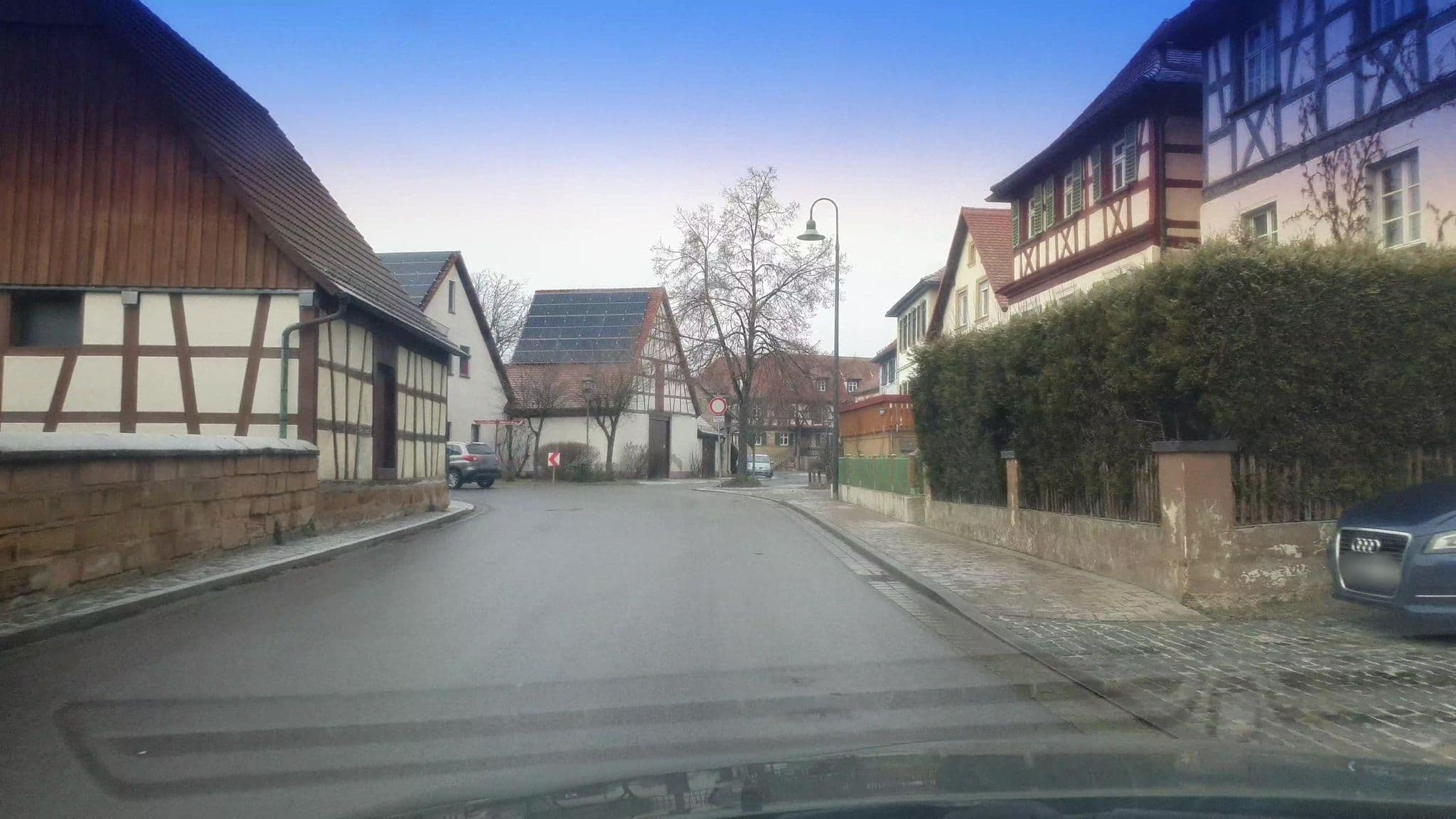 Street view near Ferienwohnung Fachwerk, Litzendorf — © r66 (CC BY-SA · Mapillary)