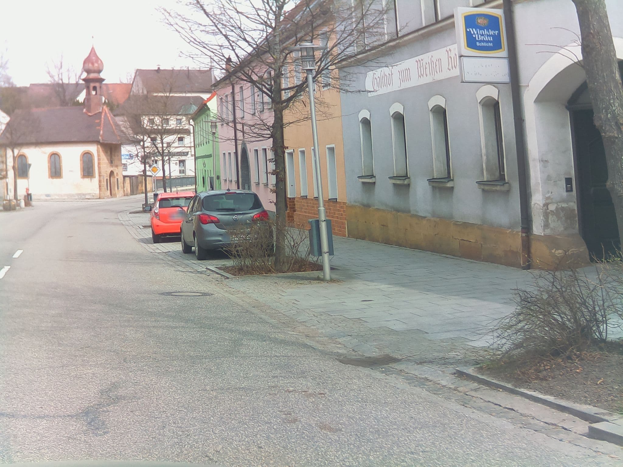 Street view near Roter Hahn Gasthof und Hotel, Vilseck — © ramap (CC BY-SA · Mapillary)
