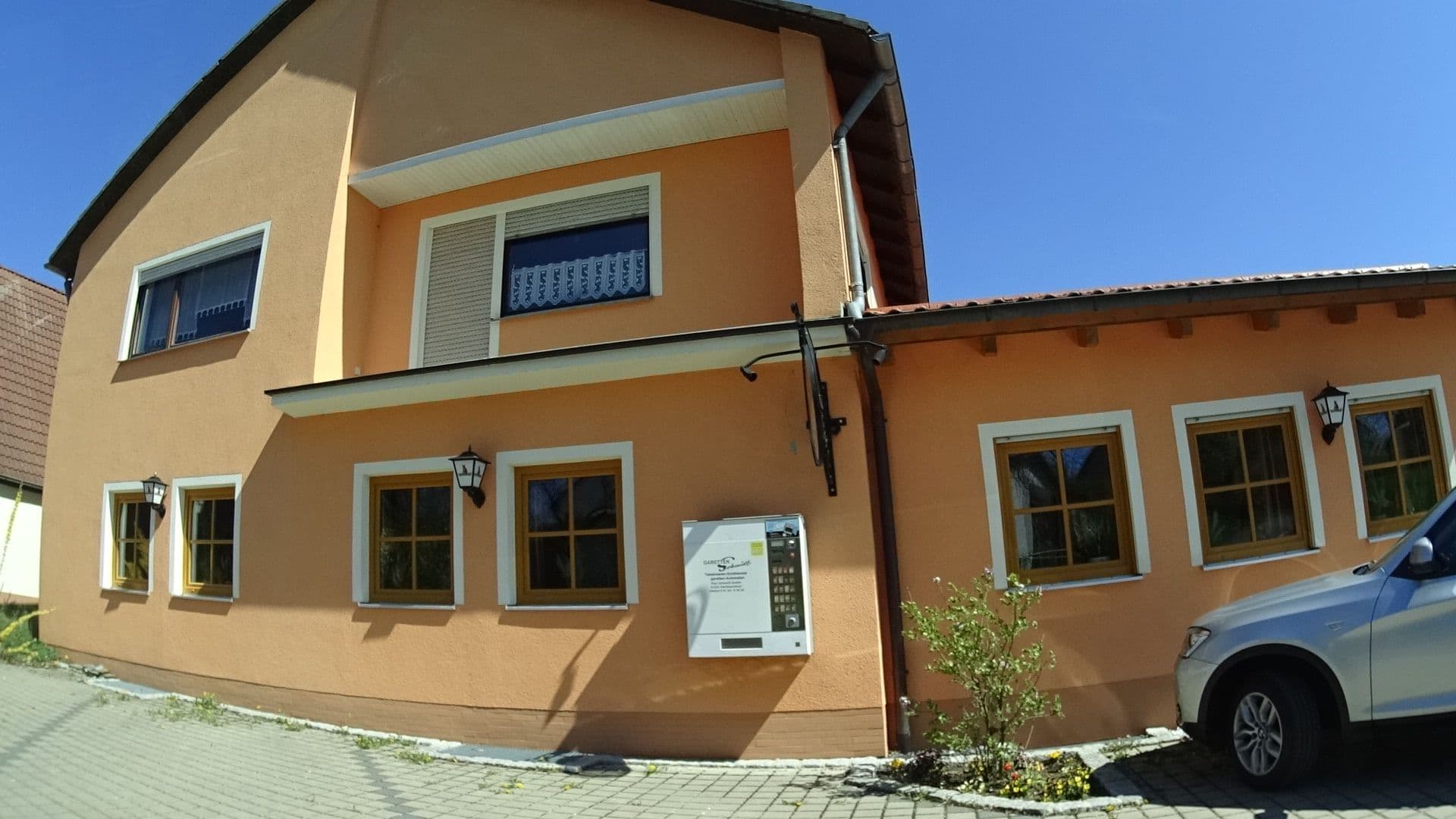 Street view near Gasthaus Metzgerei Kohl, Illschwang — © ramap (CC BY-SA · Mapillary)