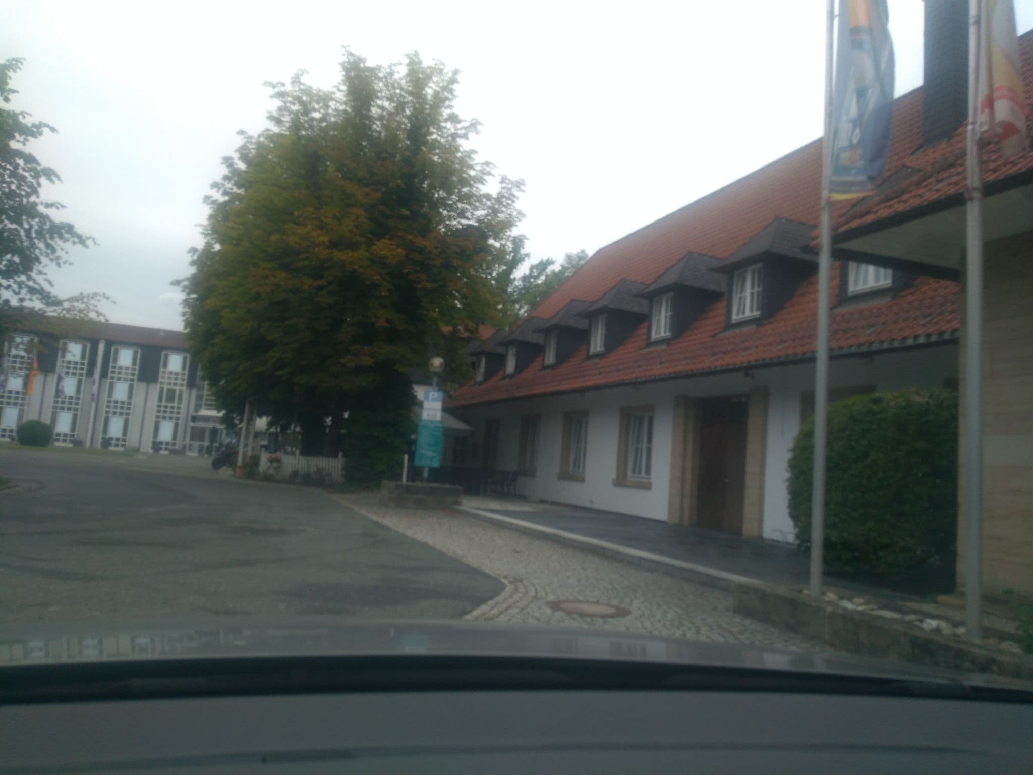 Street view near Hotel Holiday Inn Garden Court, Kulmbach — © rausk (CC BY-SA · Mapillary)