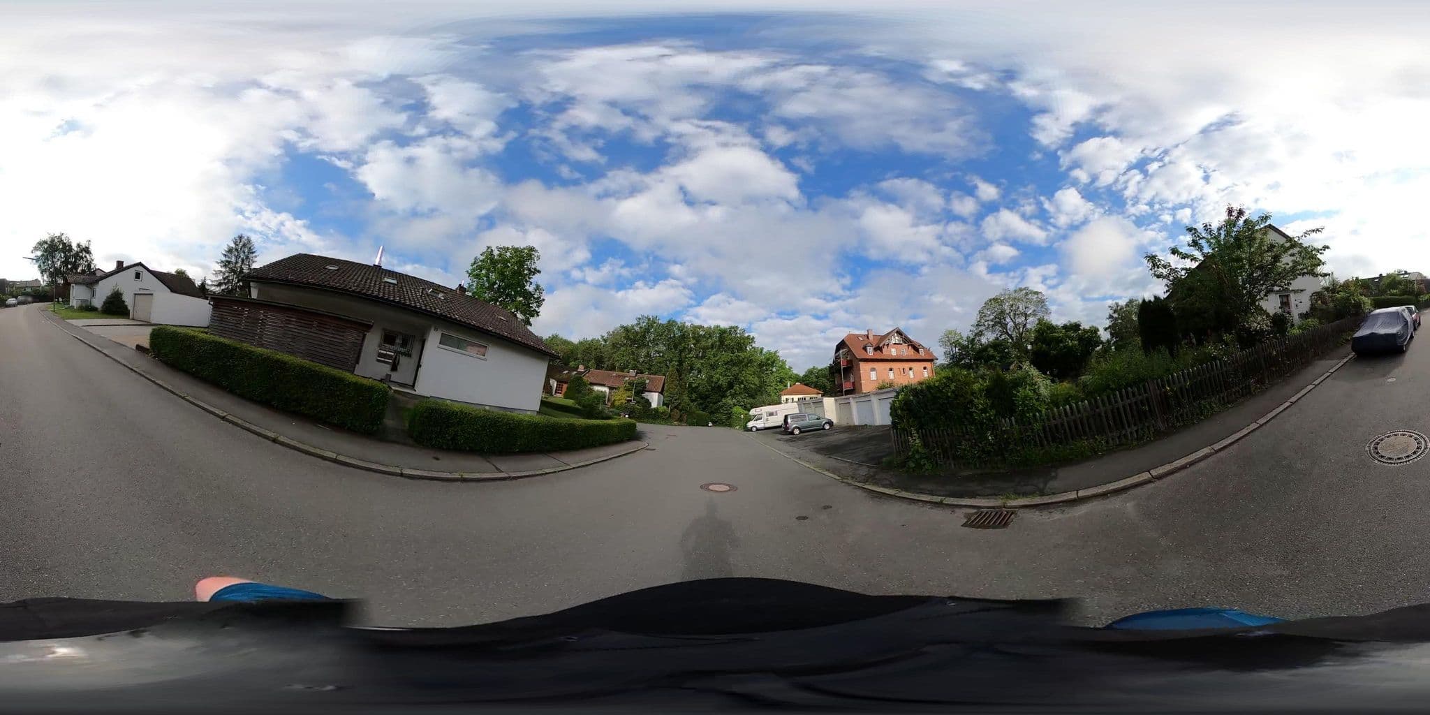 Street view near Röhrensee-Apart Bayreuth, Bayreuth — © PhilipBroughton-Mills (CC BY-SA · Mapillary)