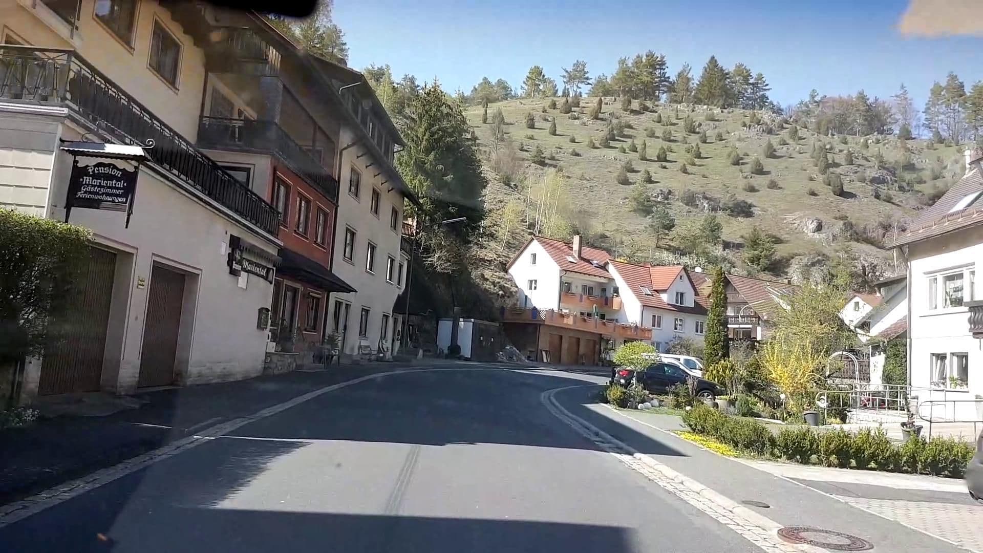 Street view near Gästehaus Arnold, Pottenstein — © r66 (CC BY-SA · Mapillary)