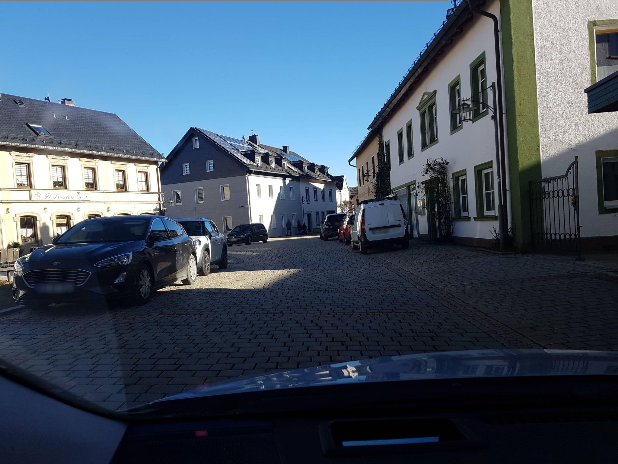 Street view near Fritz Frosch, Bischofsgrün — © BerndGo64 (CC BY-SA · Mapillary)