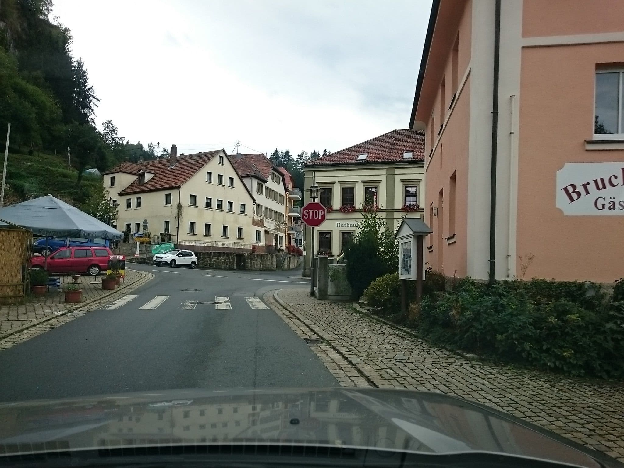 Street view near Gästehaus am Rathaus, Pottenstein — © voschix (CC BY-SA · Mapillary)