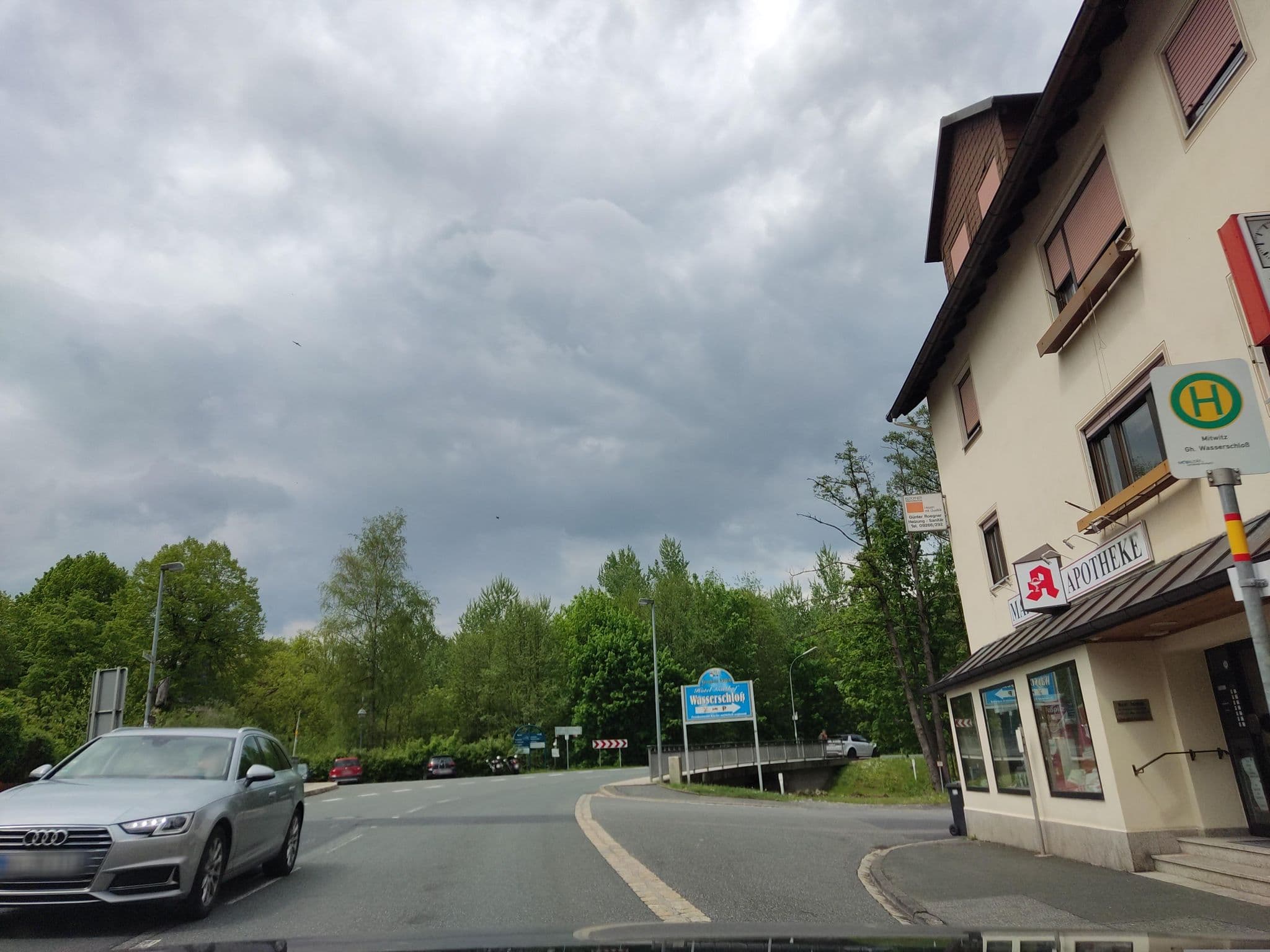 Street view near Hotel Wasserschloss K. Bär und C. Bethke OHG, Mitwitz — © bingo67 (CC BY-SA · Mapillary)