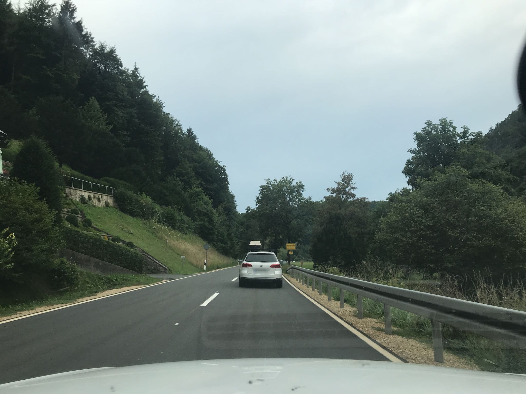 Street view near Franz Zambelli, Gößweinstein — © chhe (CC BY-SA · Mapillary)