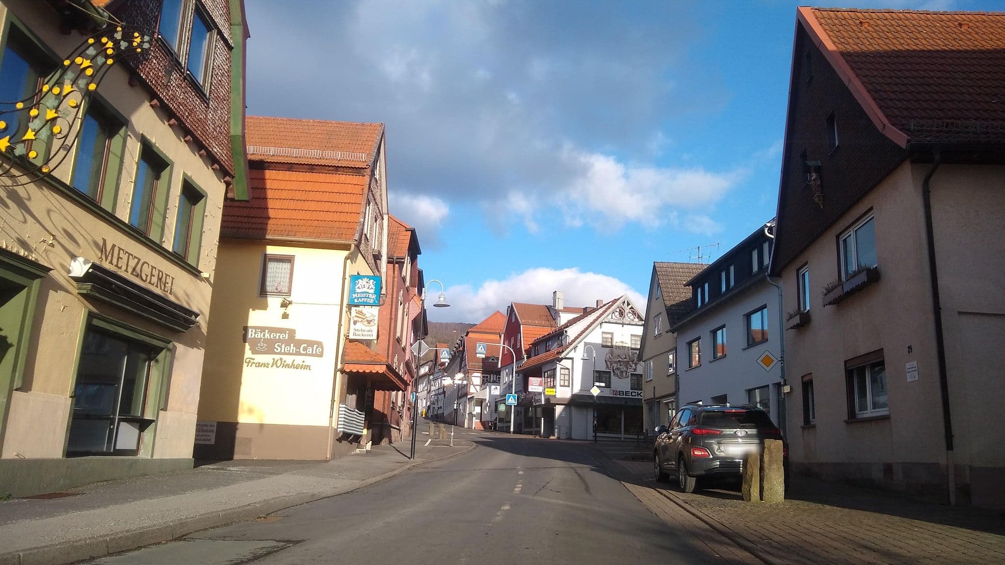 Street view near Deutsches Haus L. Schimetschka, Hilders — © thetornado76 (CC BY-SA · Mapillary)