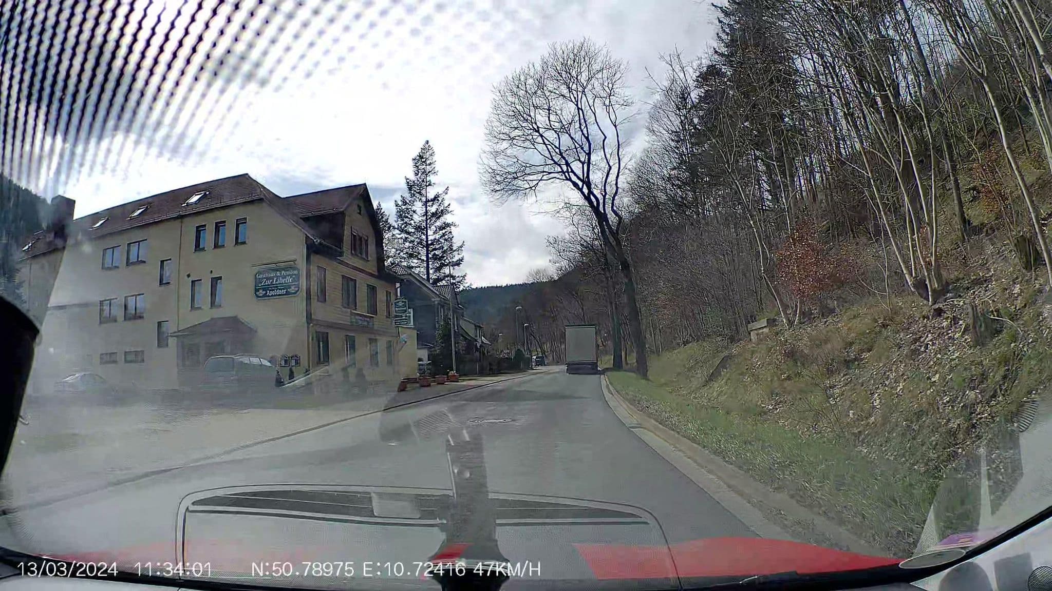 Street view near Gasthaus & Pension "Zur Libelle", Gräfenhain — © AR88 (CC BY-SA · Mapillary)