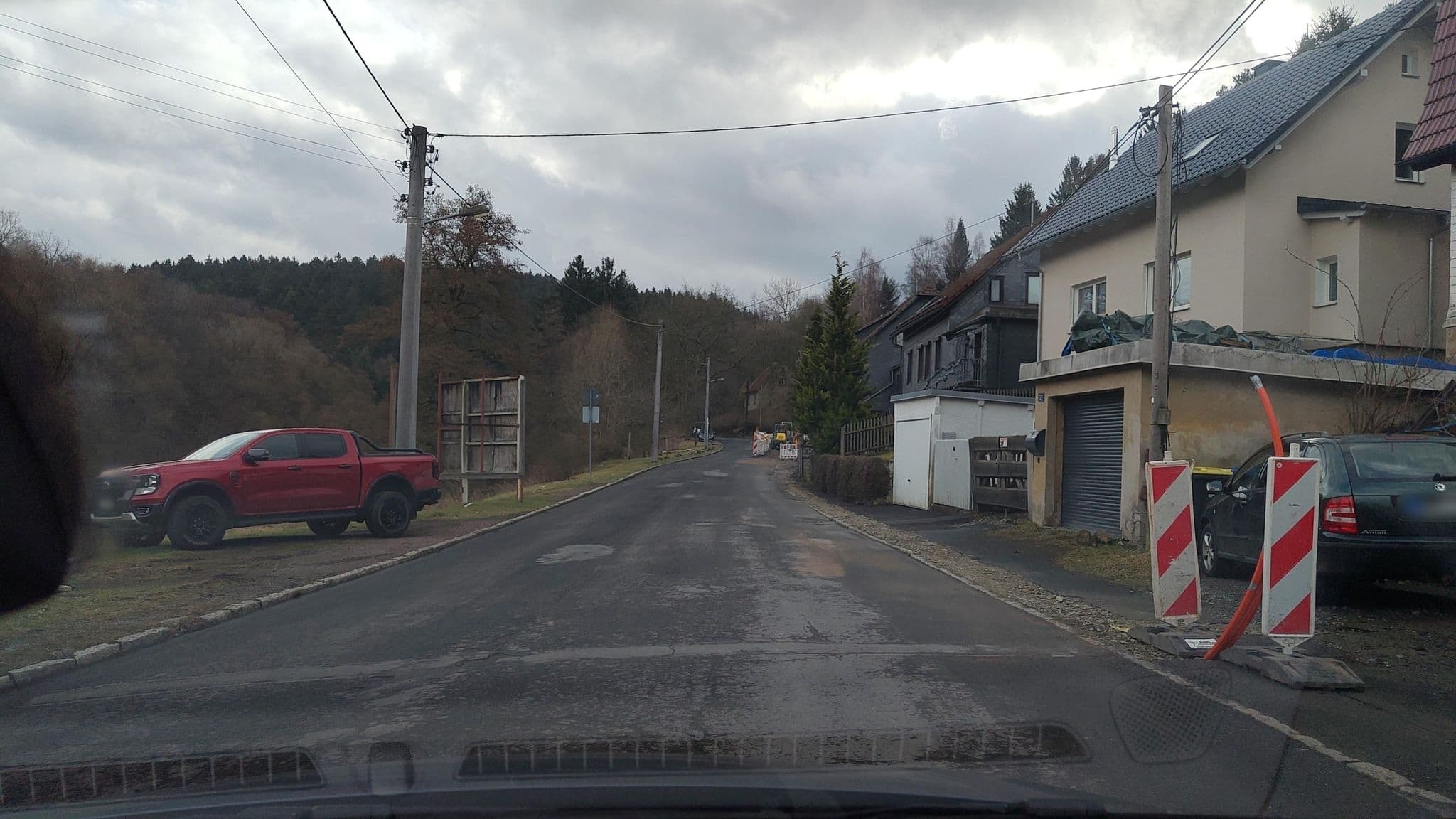 Street view near Insektenhotel Endter, Suhl — © sixsixfive (CC BY-SA · Mapillary)