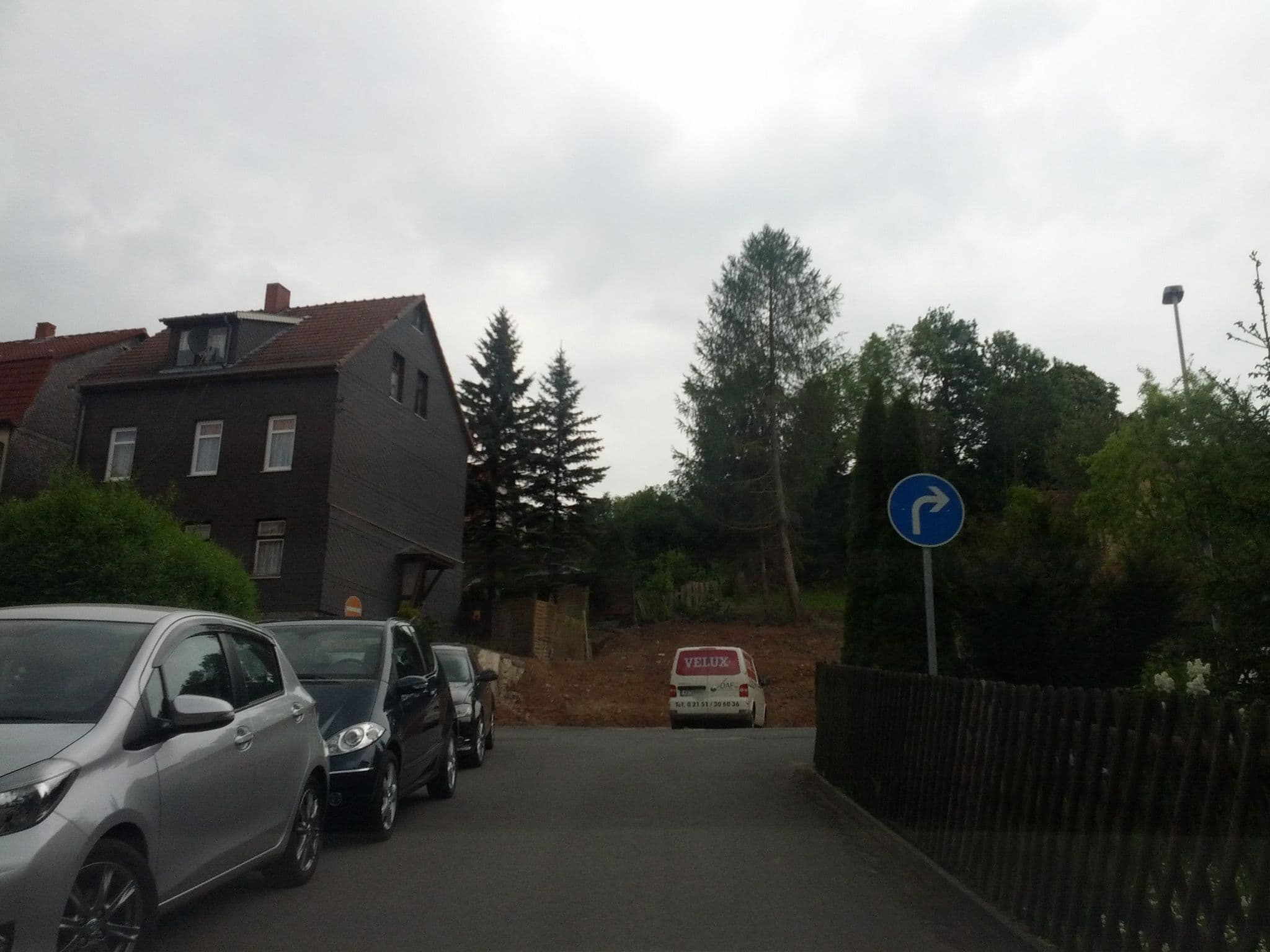Street view near Hotel-Pension-Café Haus Waldblick, Eisenach — © zoegglmeyr (CC BY-SA · Mapillary)