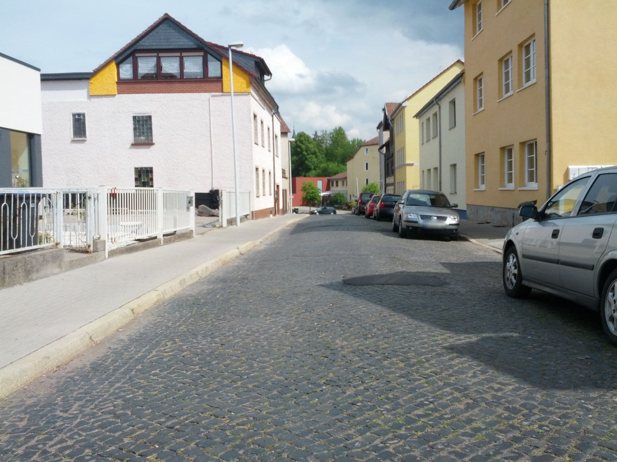 Street view near Ferienwohnung John, Eisenach — © zoegglmeyr (CC BY-SA · Mapillary)