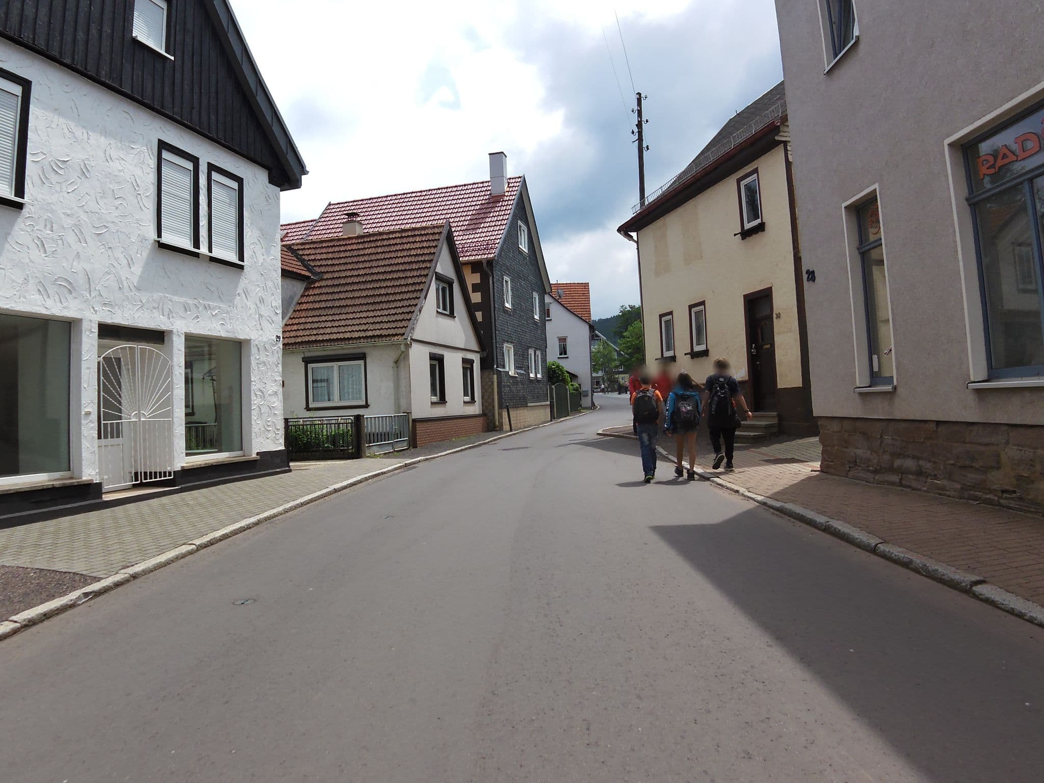 Street view near Toms Ferienappartments, Tabarz — © zoegglmeyr (CC BY-SA · Mapillary)