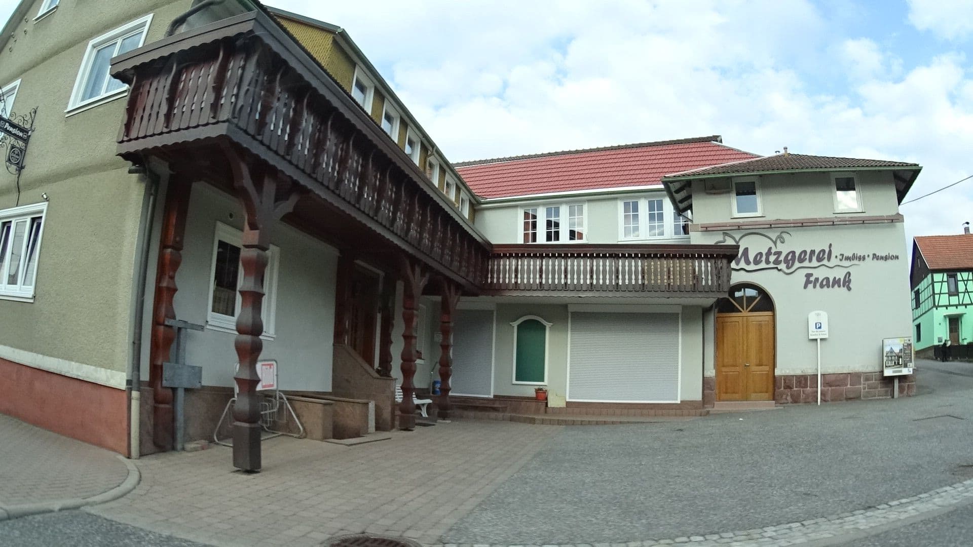 Street view near Metzgerei und Pension Frank, Schmalkalden — © ramap (CC BY-SA · Mapillary)