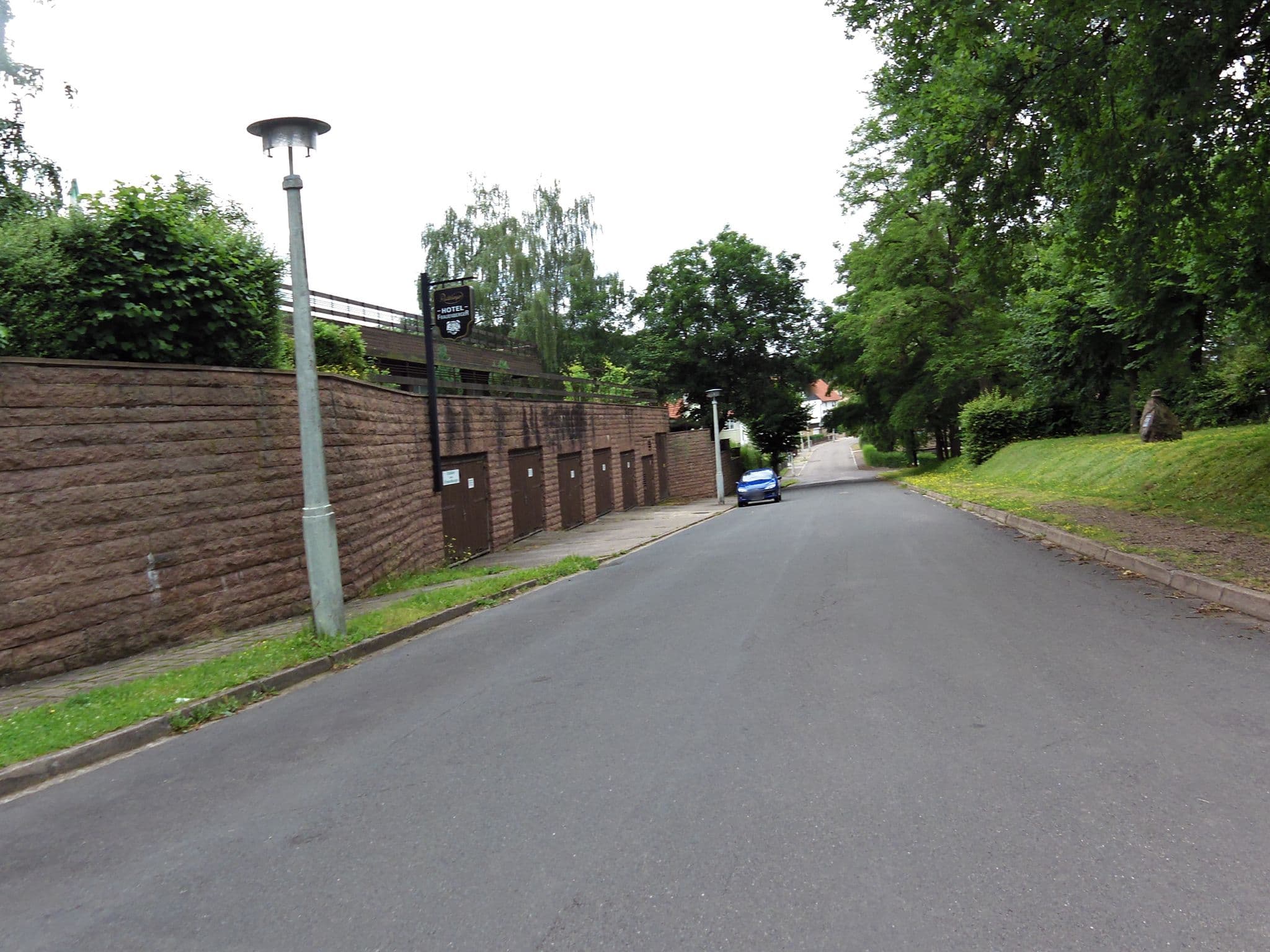 Street view near Hotel Frauenberger, Tabarz — © zoegglmeyr (CC BY-SA · Mapillary)