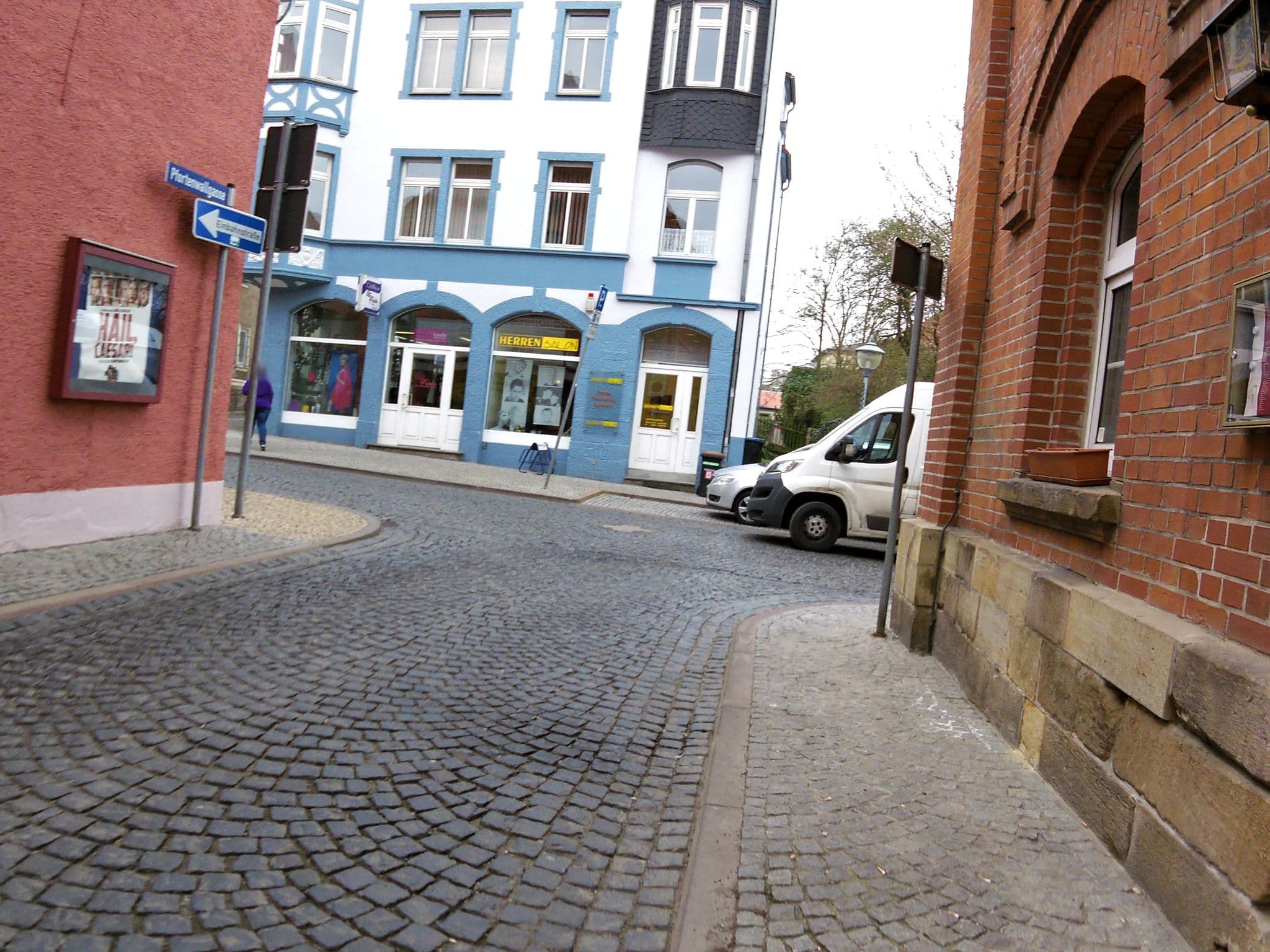 Street view near Hotel-Ristorante TOSCANA, Gotha — © zoegglmeyr (CC BY-SA · Mapillary)