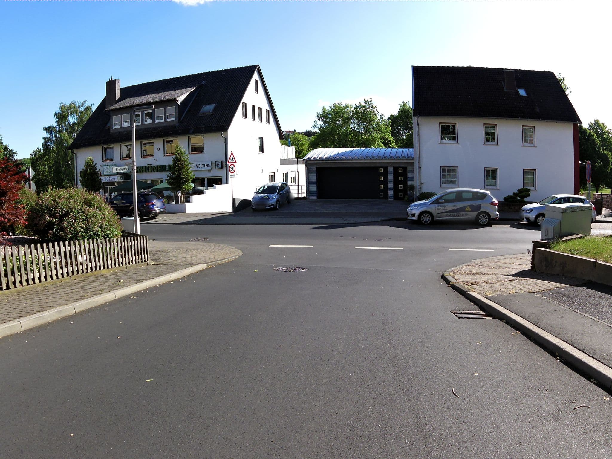 Street view near Rhönblich Inh. Uwe Wüst, Philippsthal — © zoegglmeyr1 (CC BY-SA · Mapillary)