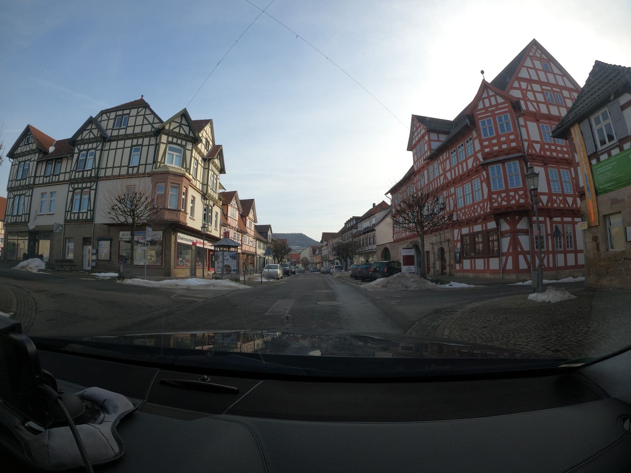 Street view near Wanfrieder Hof, Wanfried — © saschahaberkorn (CC BY-SA · Mapillary)