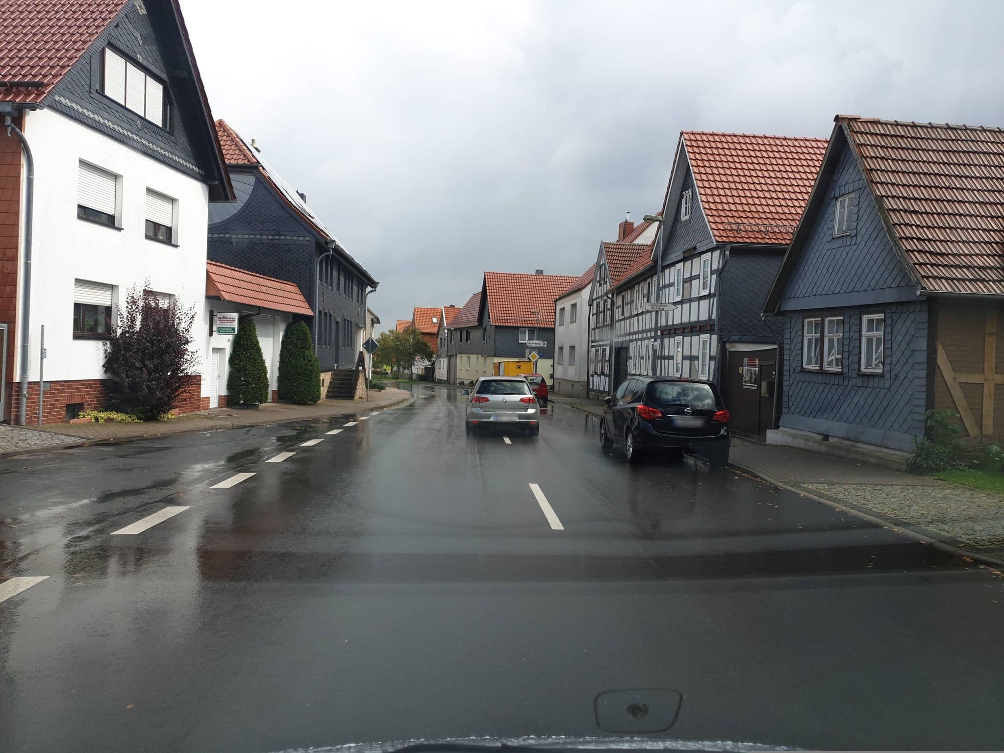 Street view near Thomas und Astrid Kullmann, Leinefelde-Worbis — © canislupus (CC BY-SA · Mapillary)