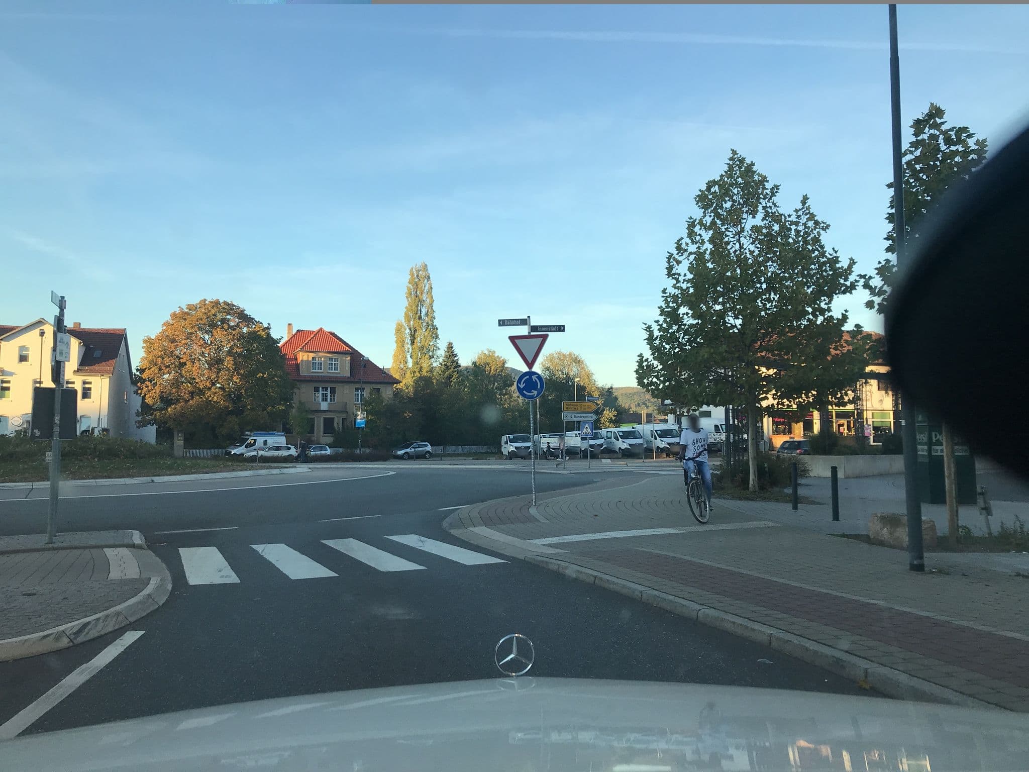Street view near Dölle's Nr. 1, Eschwege — © saschahaberkorn (CC BY-SA · Mapillary)