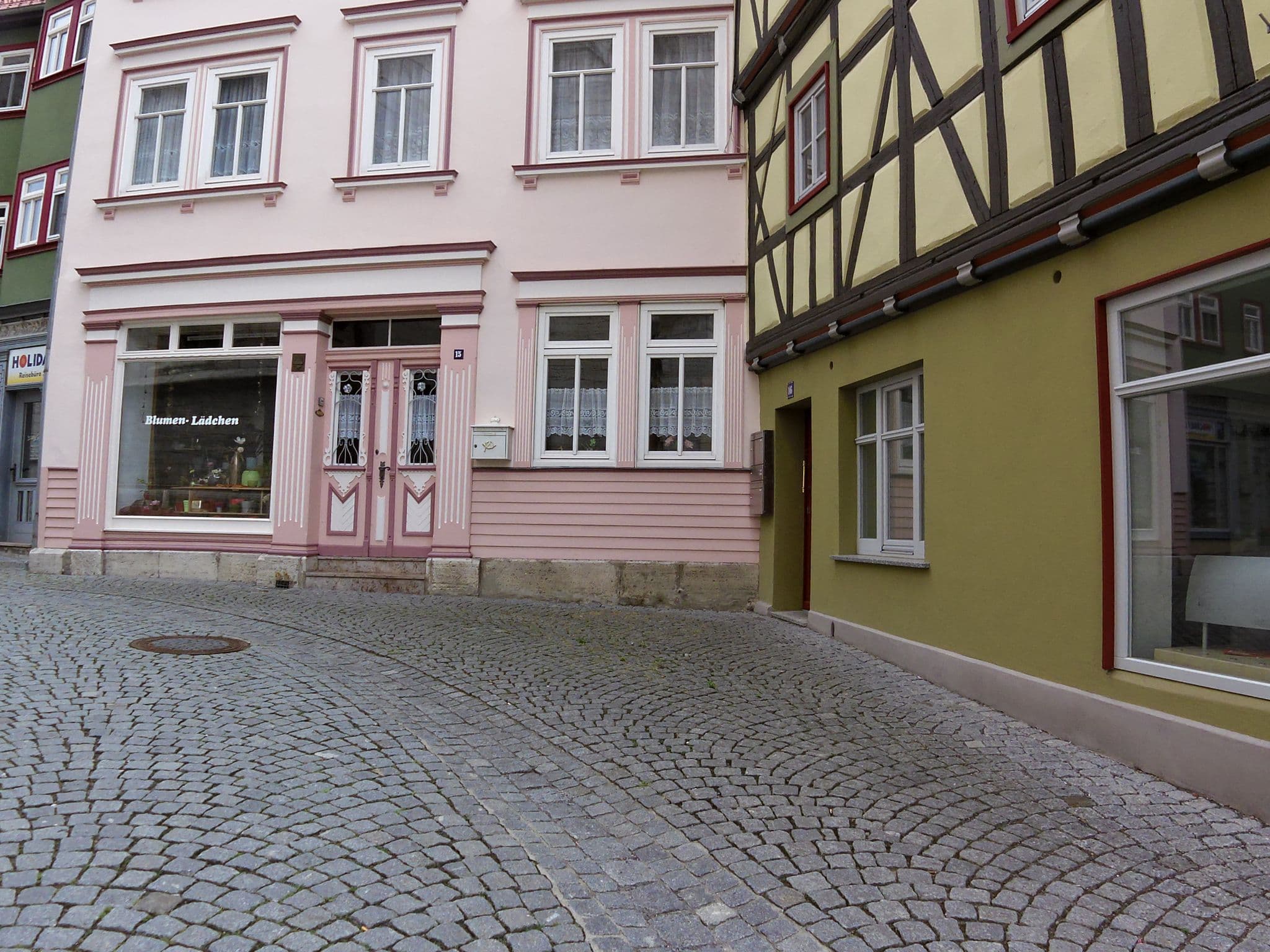 Street view near Wohnung Henriette, Bad Langensalza — © zoegglmeyr (CC BY-SA · Mapillary)