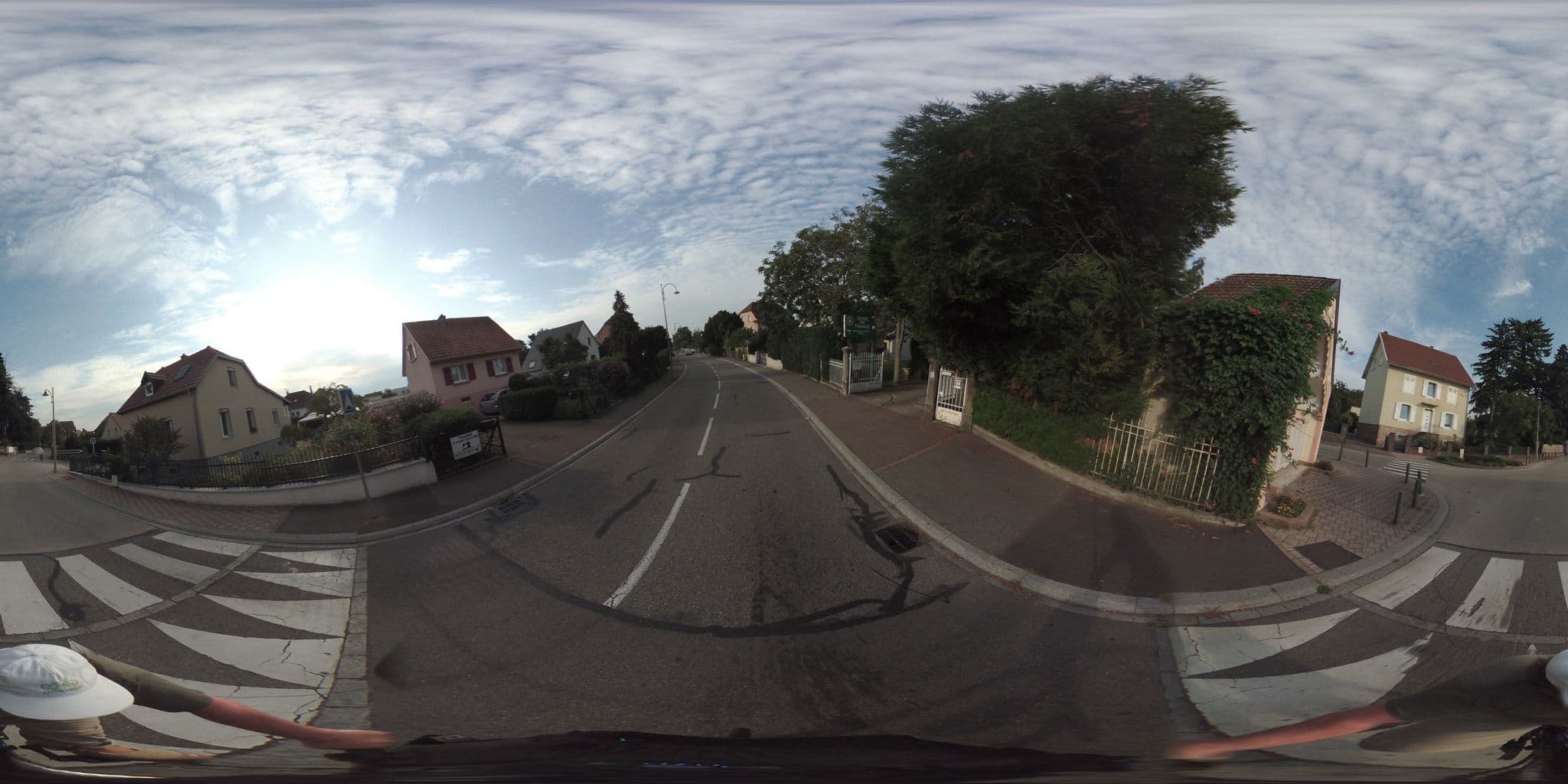 Street view near Chambre d'hôtes, Uffholtz — © geovelo (CC BY-SA · Mapillary)