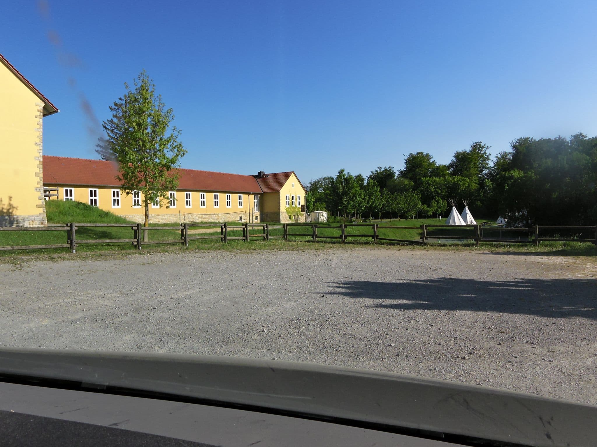 Street view near Jugendherberge Lauterbach, Mihla — © zoegglmeyr (CC BY-SA · Mapillary)