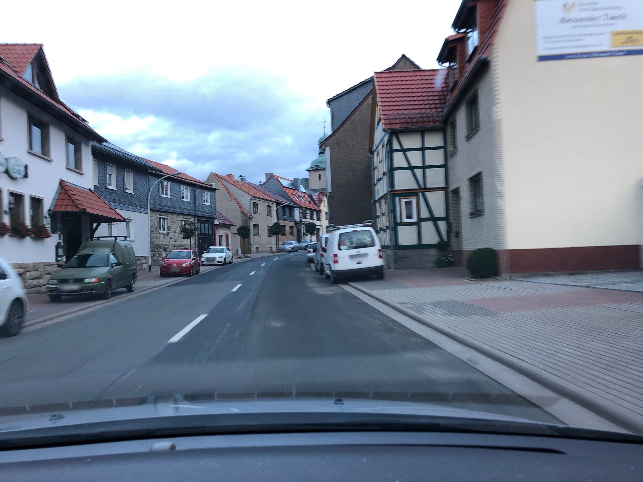 Street view near Zur Gruenen Linde Pension - Gasthaus, Büttstedt — © bejotel (CC BY-SA · Mapillary)