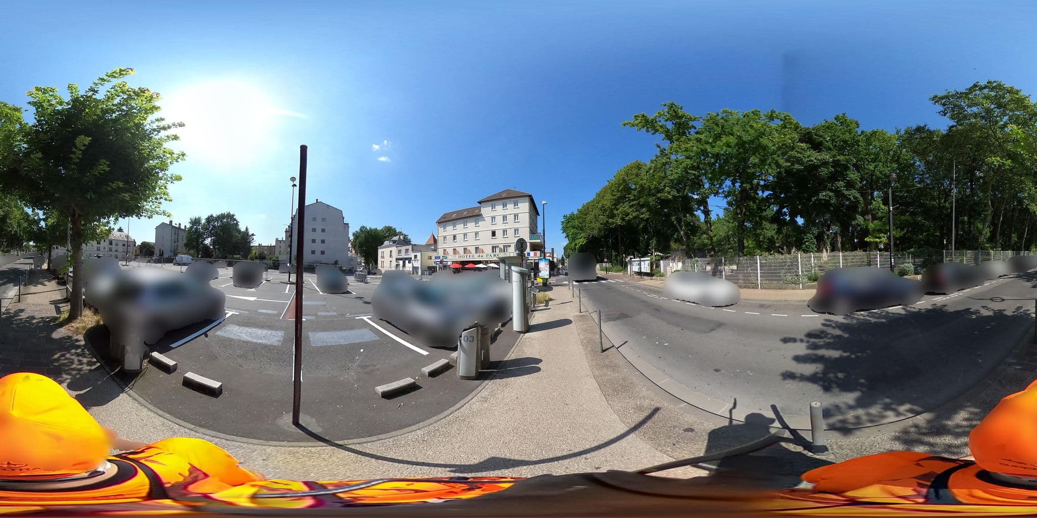 Street view near Hôtel du Parc, Aulnay-sous-Bois — © cartocite (CC BY-SA · Mapillary)