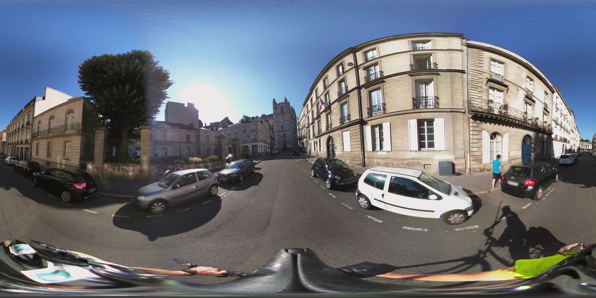 Street view near Maison Maubreuil, Nantes — © cartocite (CC BY-SA · Mapillary)