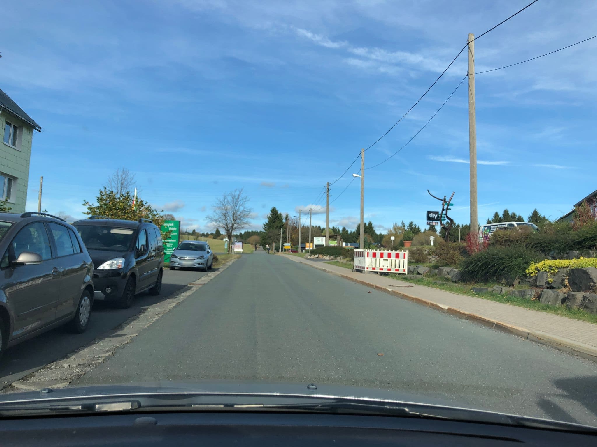 Street view near Heubacher Höhe, Masserberg — © bejotel (CC BY-SA · Mapillary)