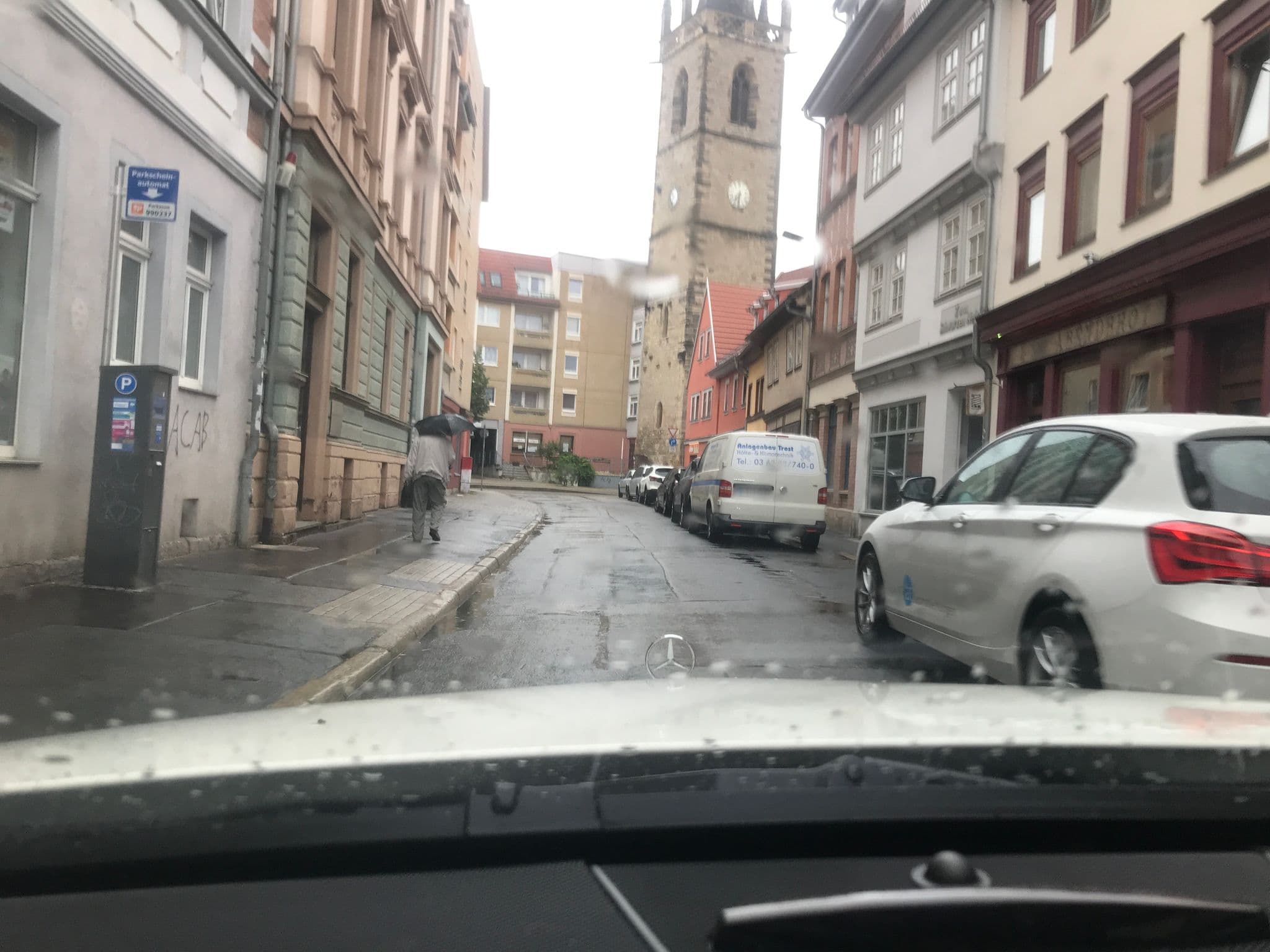 Street view near Apartment Pension Sternchen, Erfurt — © saschahaberkorn (CC BY-SA · Mapillary)