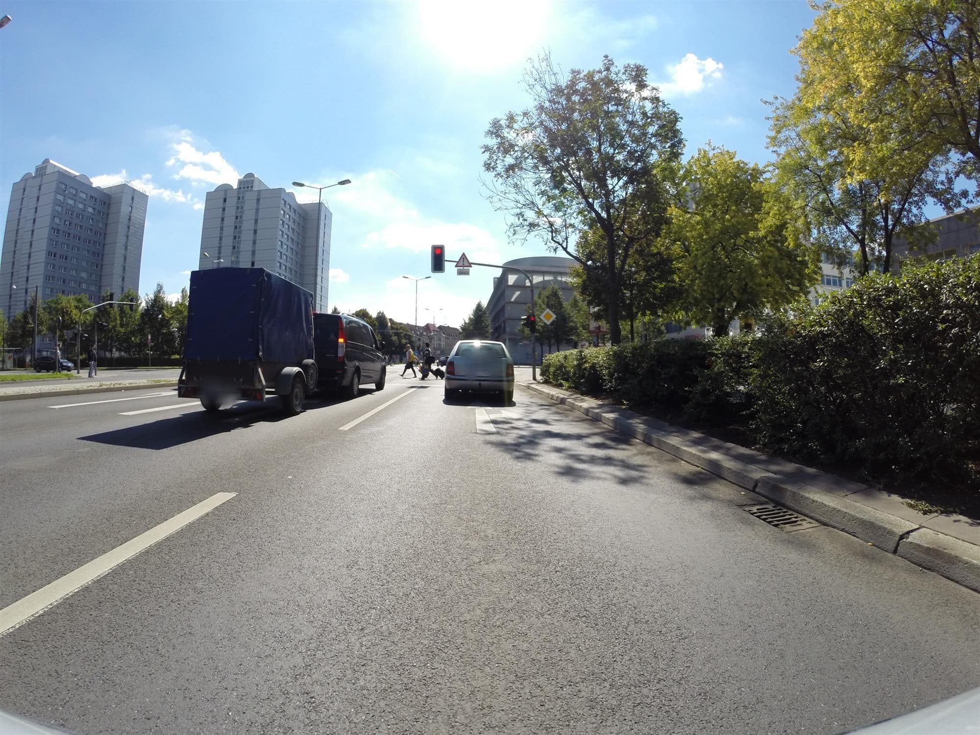 Street view near Radisson Blu, Erfurt — © ahzf (CC BY-SA · Mapillary)