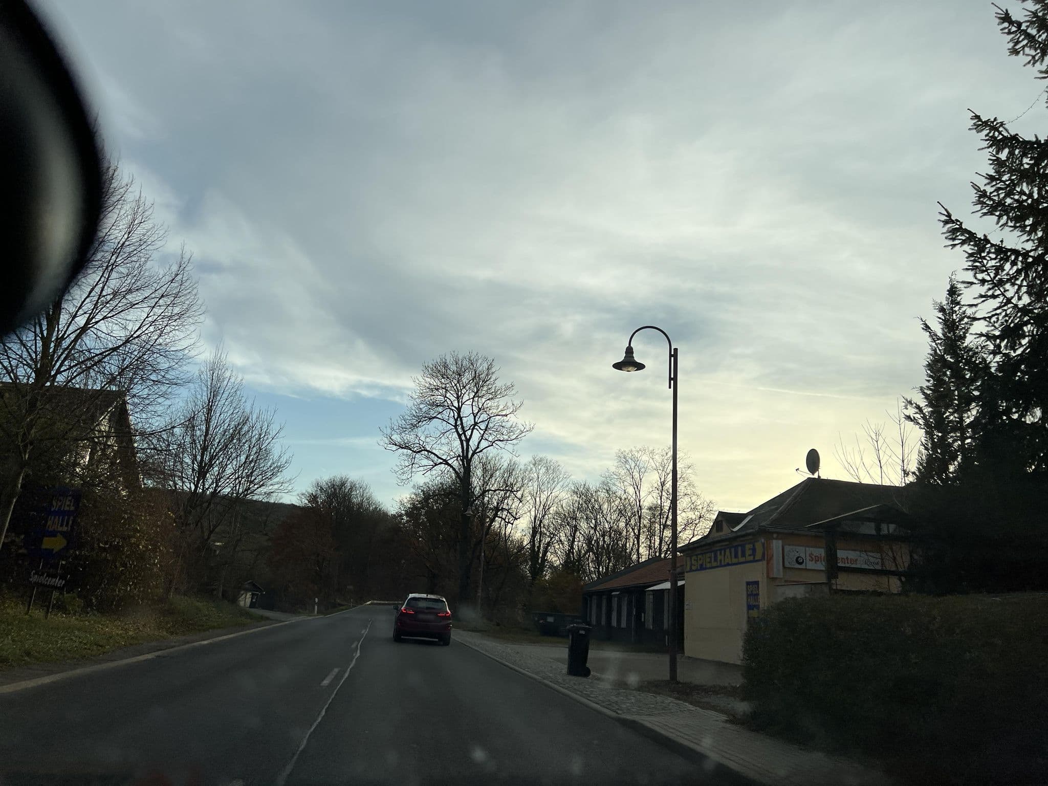 Street view near Zum Alten Kurhaus, Kranichfeld — © lostember (CC BY-SA · Mapillary)