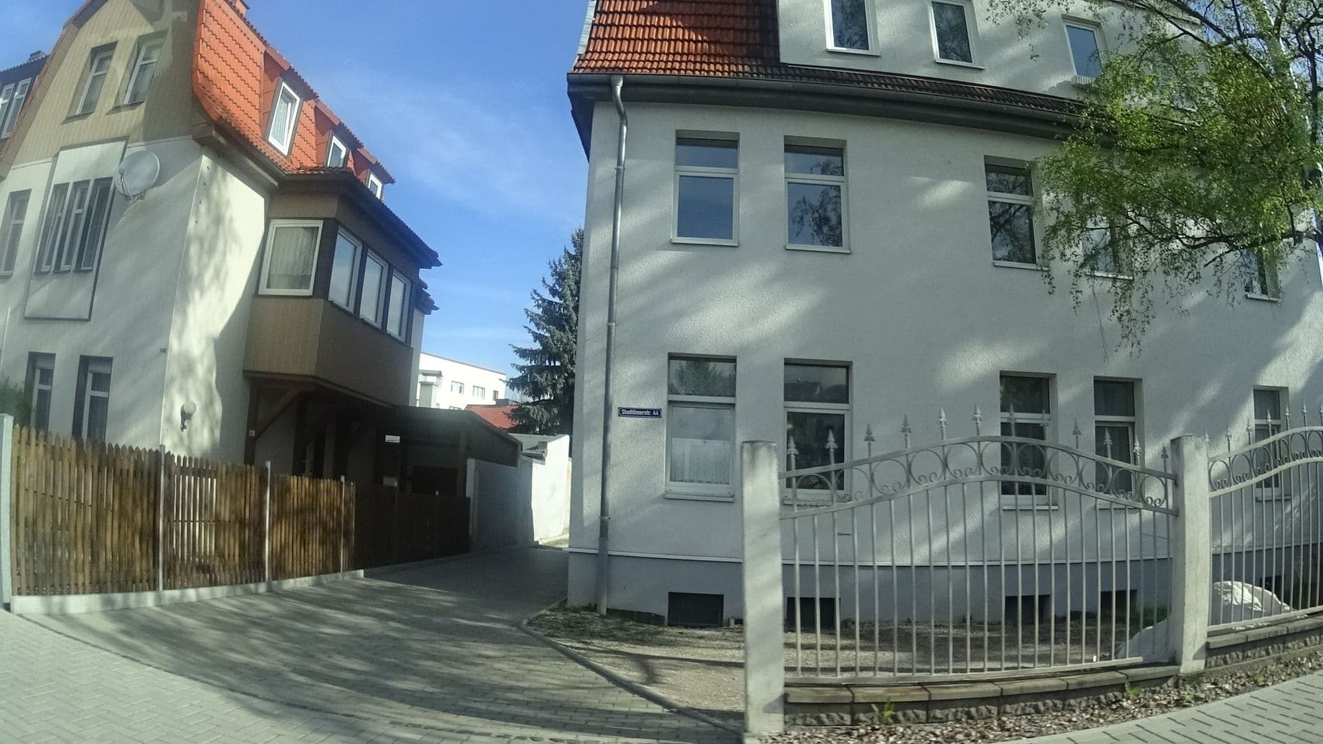 Street view near Ferienwohnung Helianthus, Arnstadt — © ramap (CC BY-SA · Mapillary)