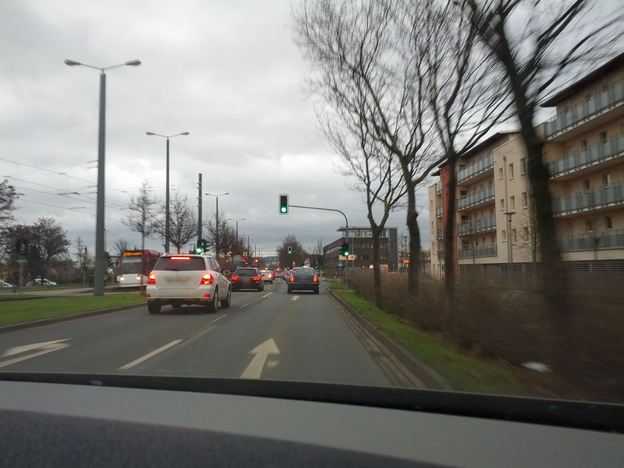 Street view near Nordkap Erfurt Suiten, Erfurt — © zoegglmeyr (CC BY-SA · Mapillary)