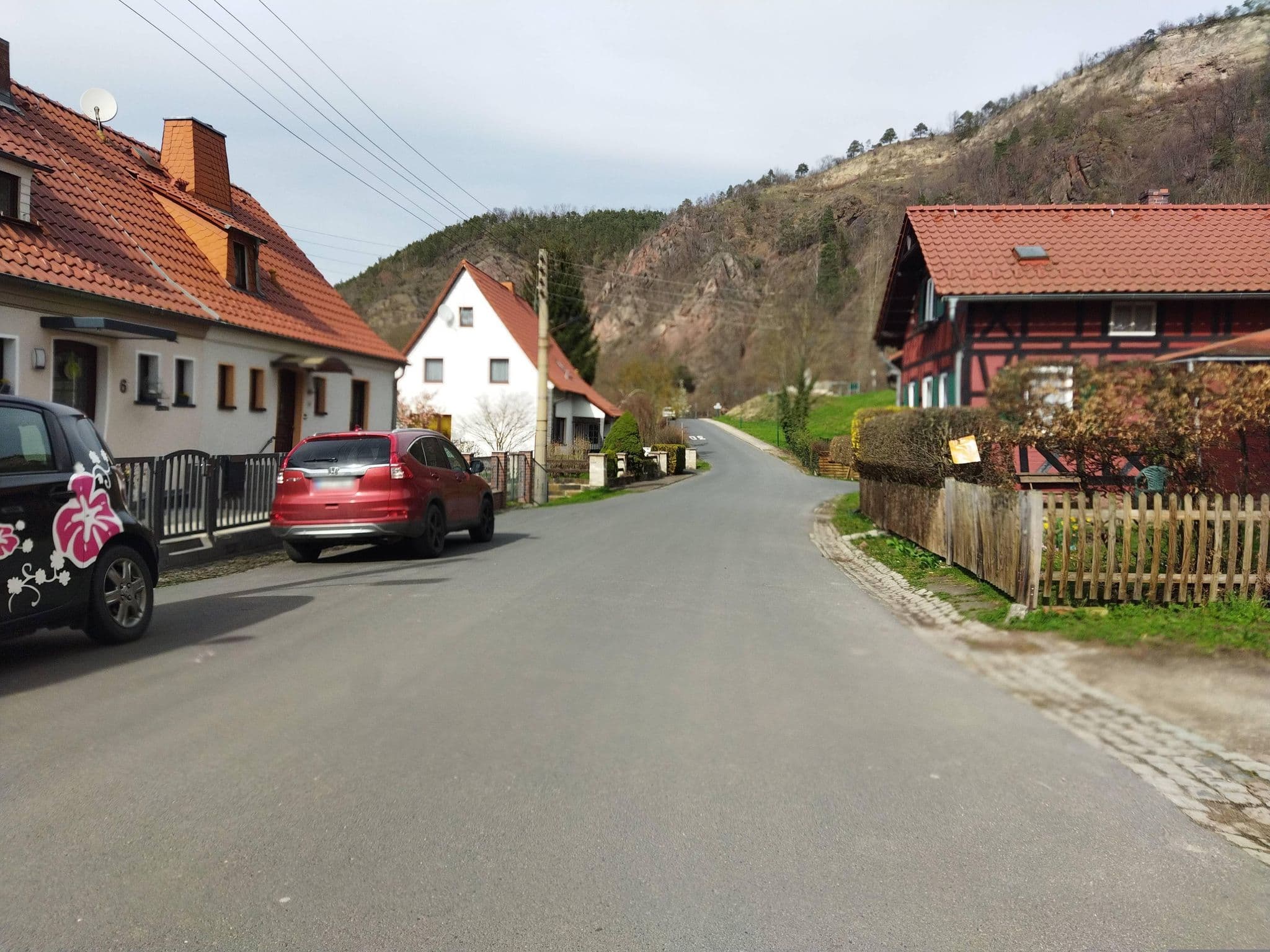 Street view near Walter & Neranzakis GbR Hotel Bohlenblick, Saalfeld — © changchun1 (CC BY-SA · Mapillary)
