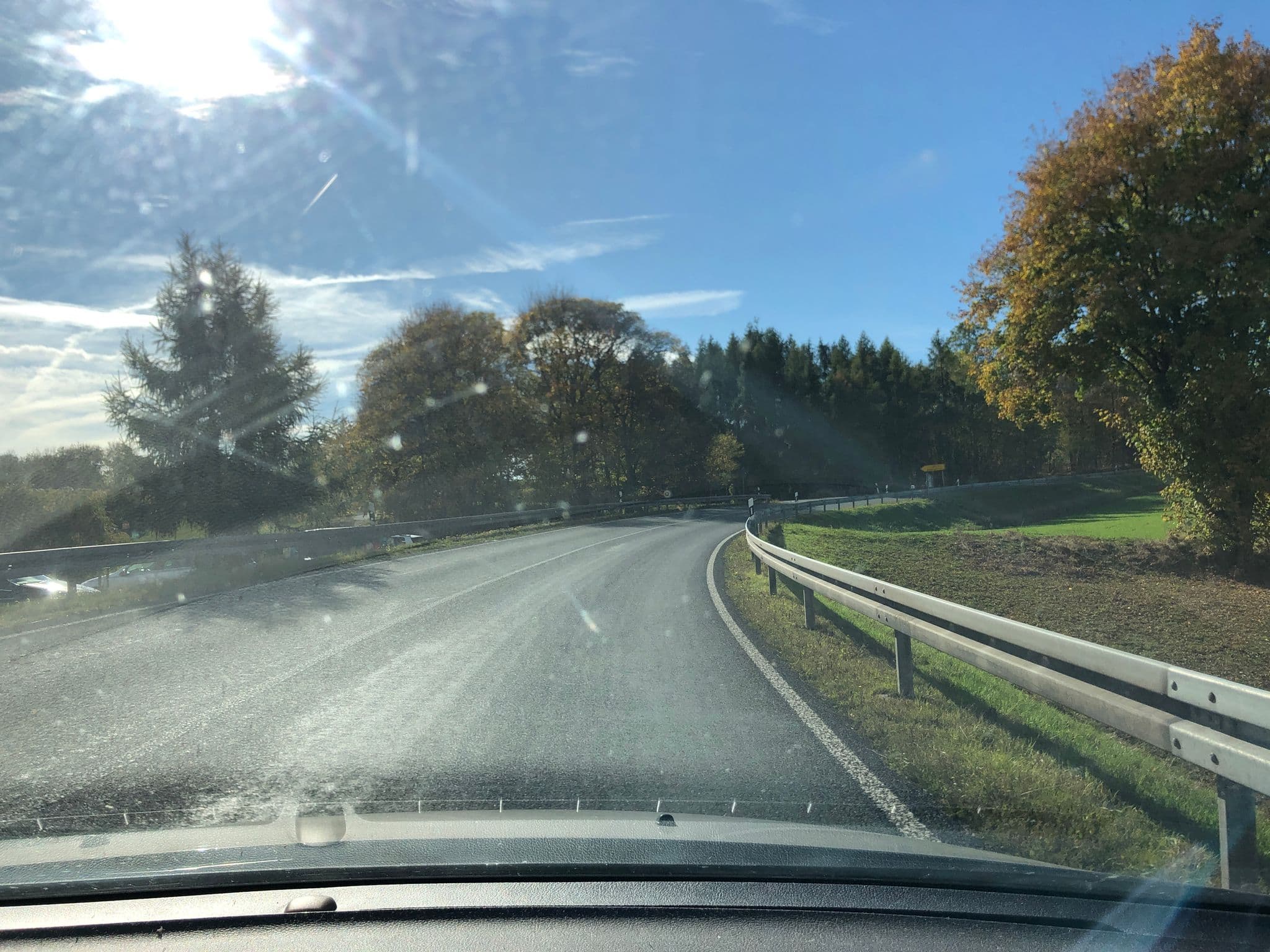 Street view near Hotel Goldberg, Saalfeld — © bejotel (CC BY-SA · Mapillary)