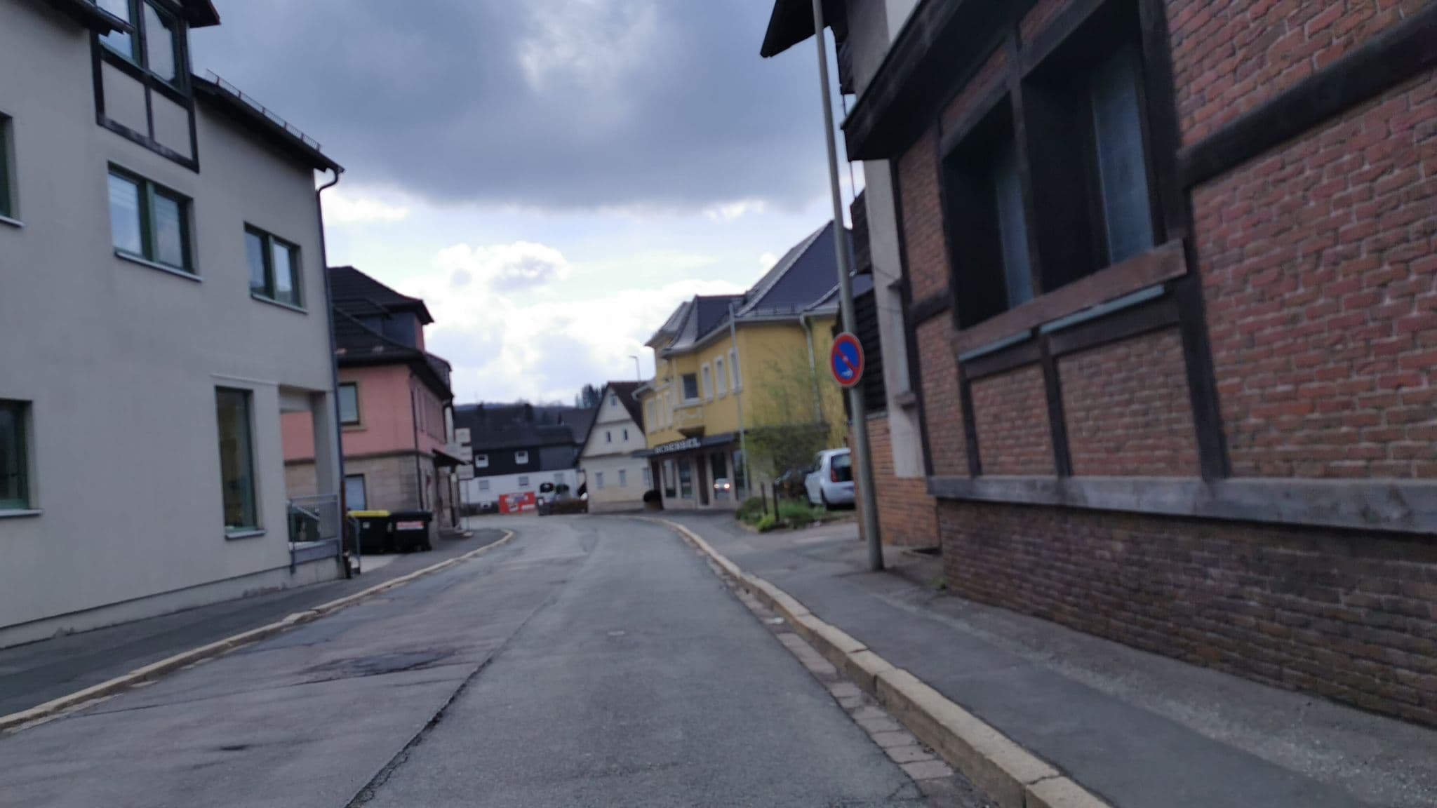 Street view near Hansveit, Pressig — © lehestener (CC BY-SA · Mapillary)