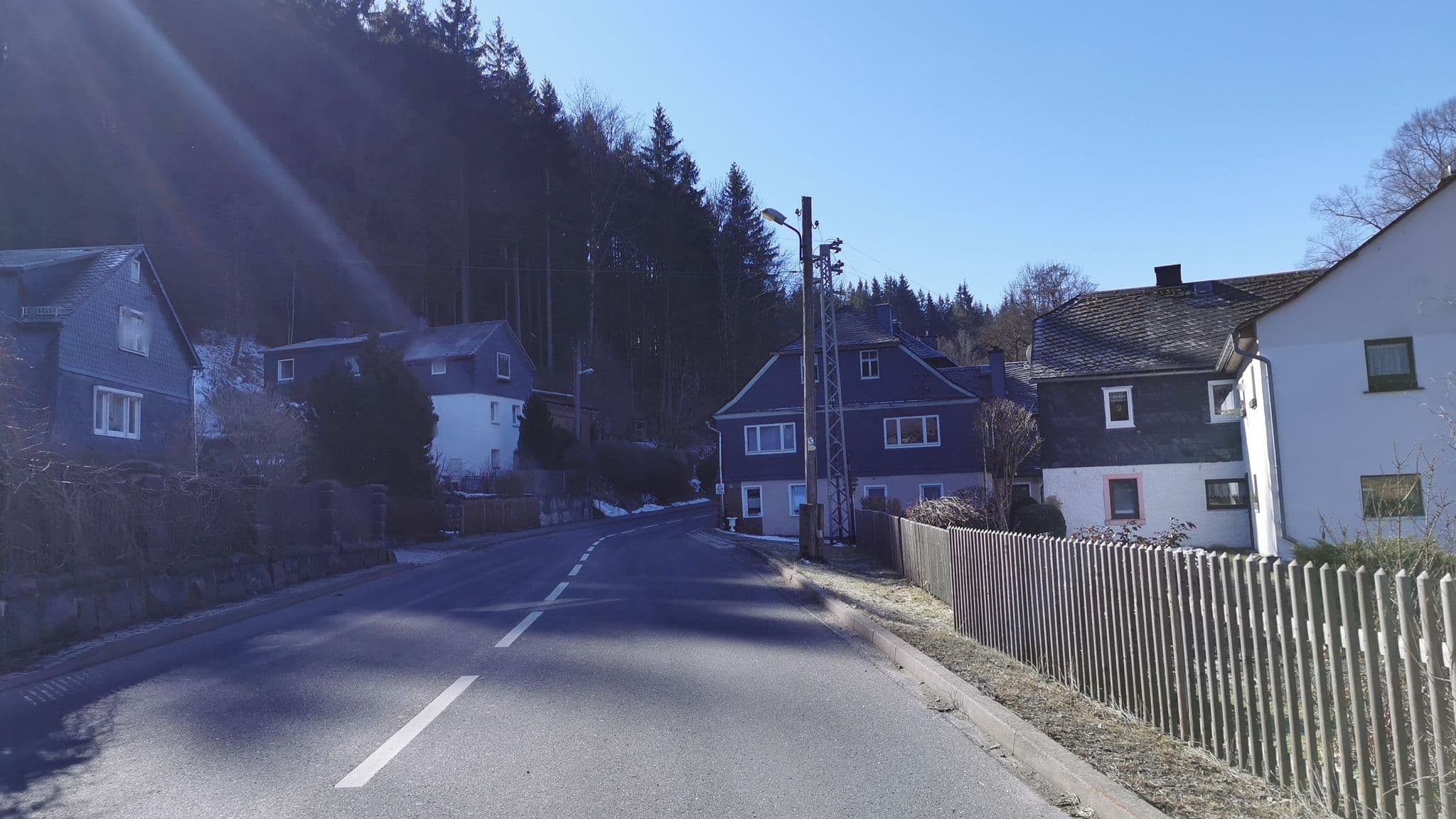 Street view near Hammerfinken-Nest, Wurzbach — © lehestener (CC BY-SA · Mapillary)