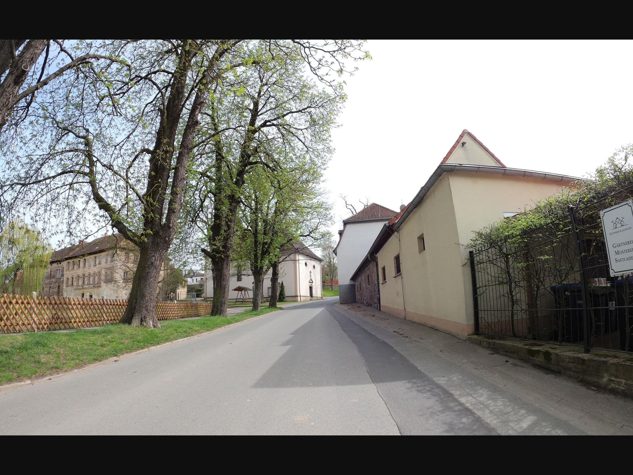 Street view near Gästehaus Lausnitz Ferienwohnung, Reda, Oppurg — © 741852963 (CC BY-SA · Mapillary)