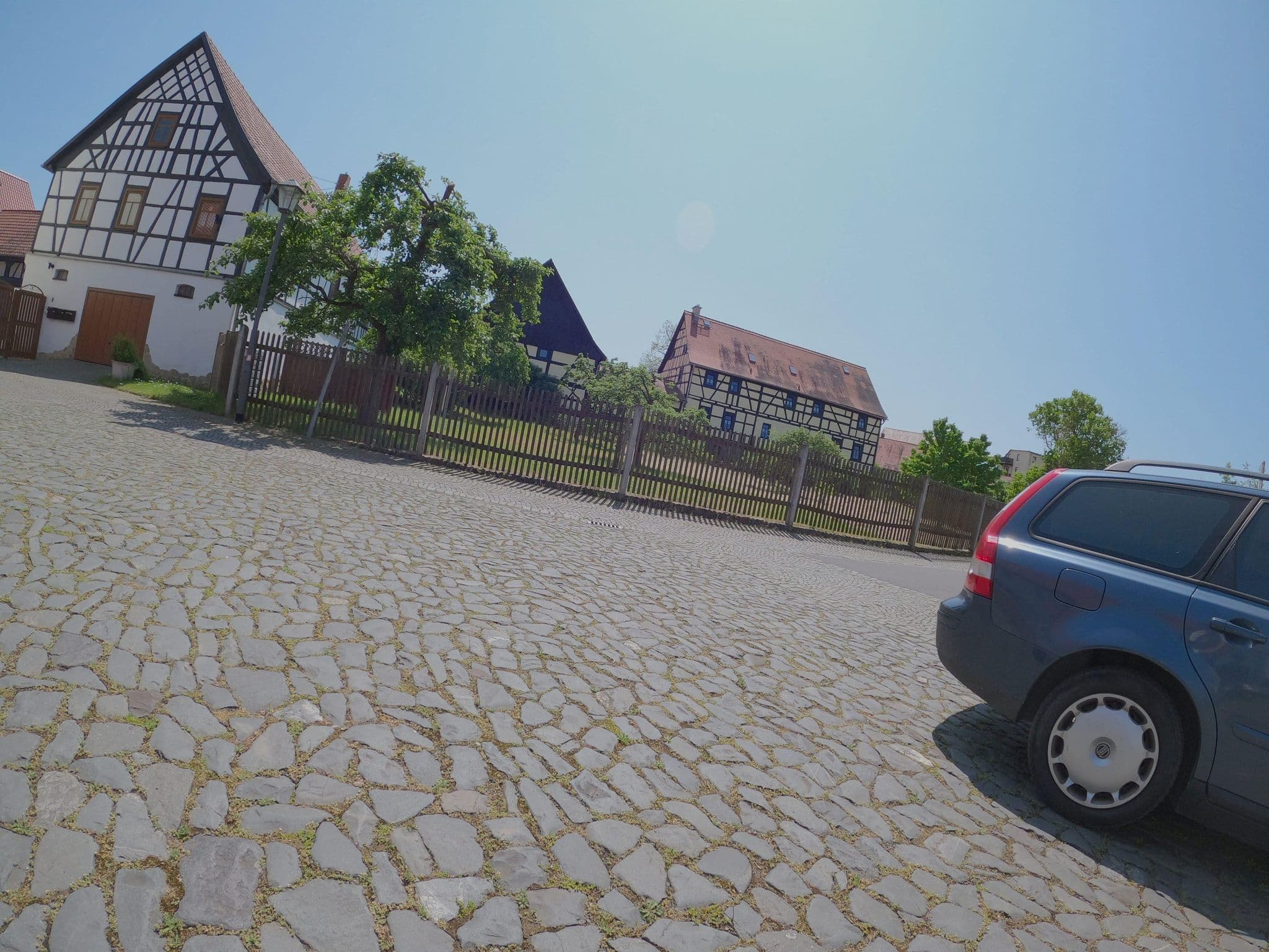 Street view near Franzenshof, Pößneck — © 741852963 (CC BY-SA · Mapillary)