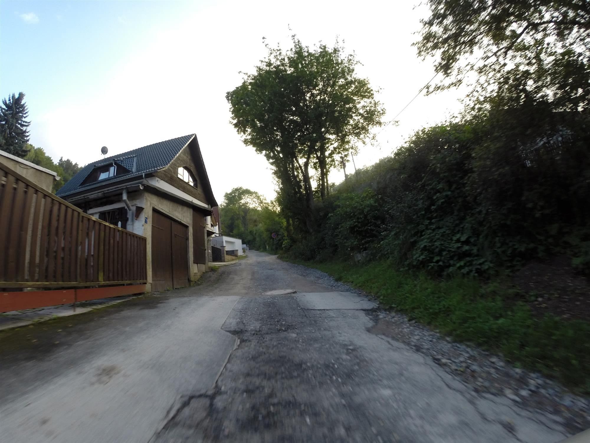 Street view near Ferienwohnung Am Waldrand, Jena — © ahzf (CC BY-SA · Mapillary)