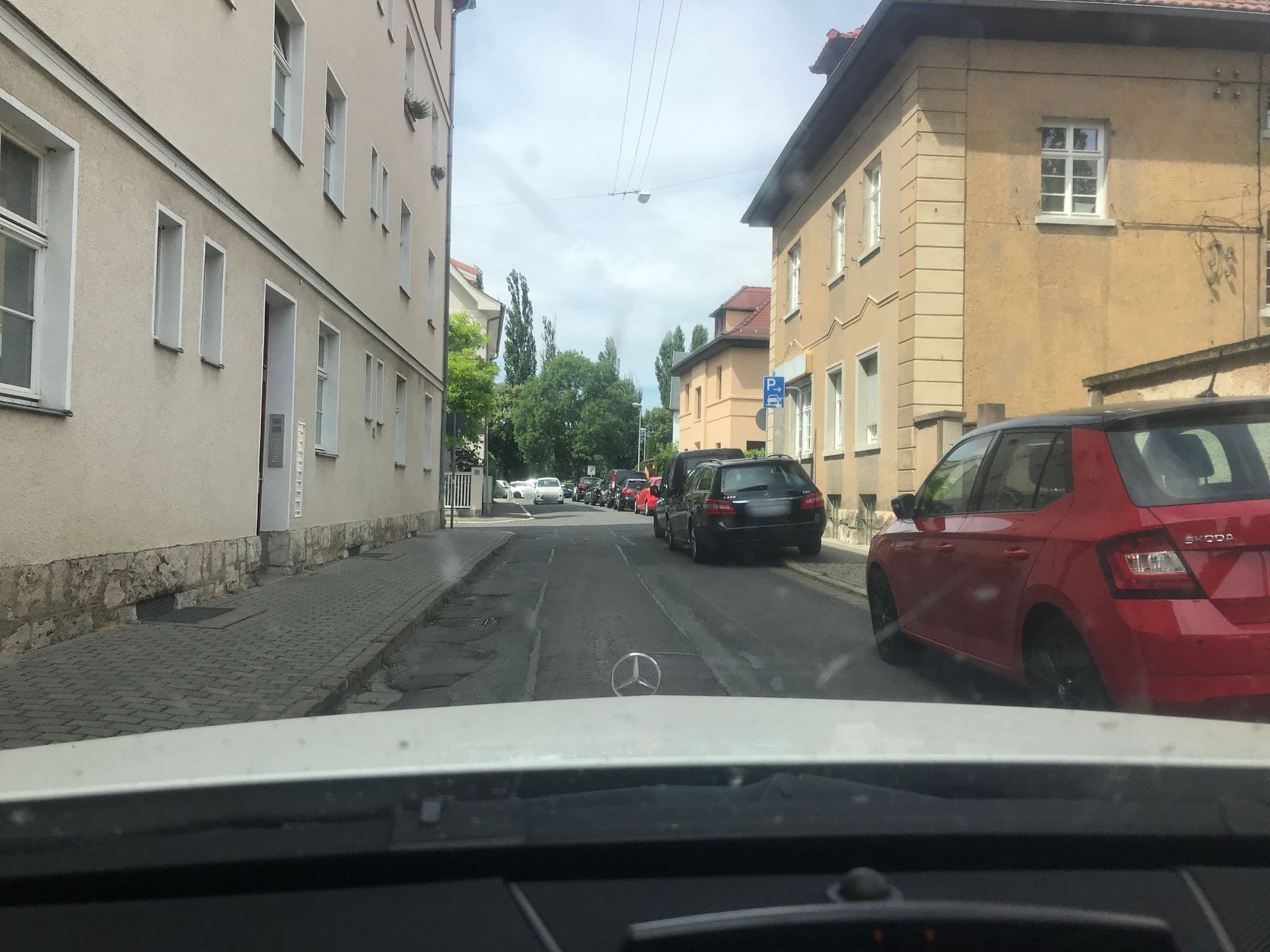 Street view near Winters Hotel Berlin, Weimar — © saschahaberkorn (CC BY-SA · Mapillary)