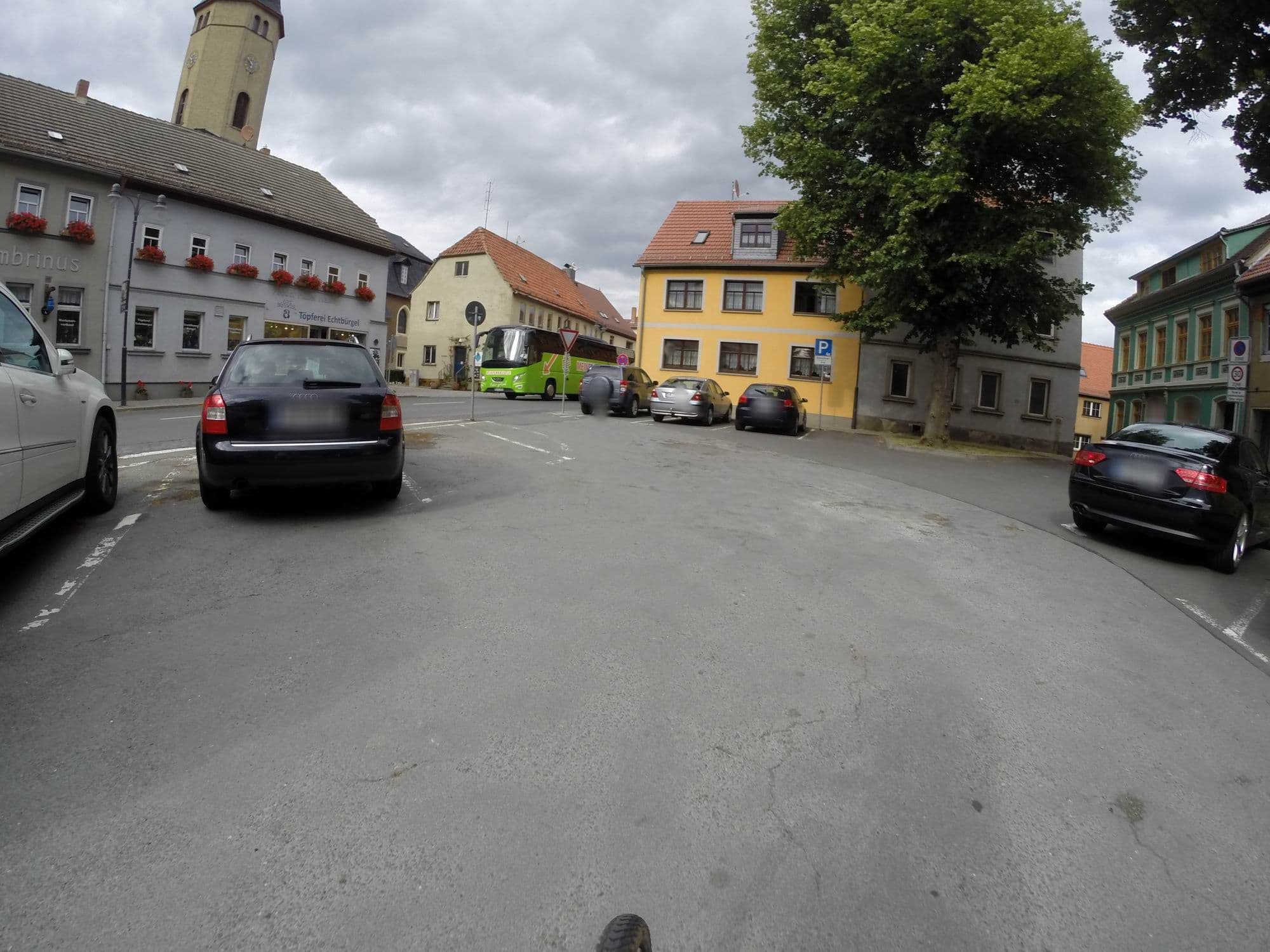 Street view near Hotel Pension Zur Sonne, Bürgel — © ahzf (CC BY-SA · Mapillary)