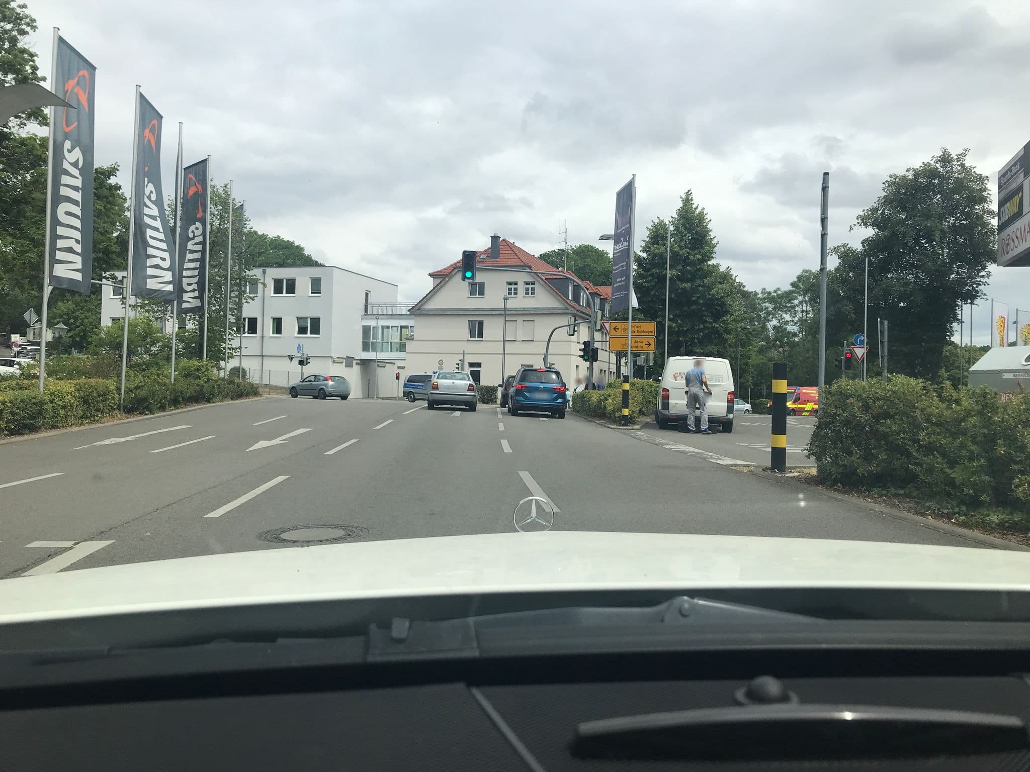 Street view near Gasthof und Pension Zur Rose, Weimar — © saschahaberkorn (CC BY-SA · Mapillary)