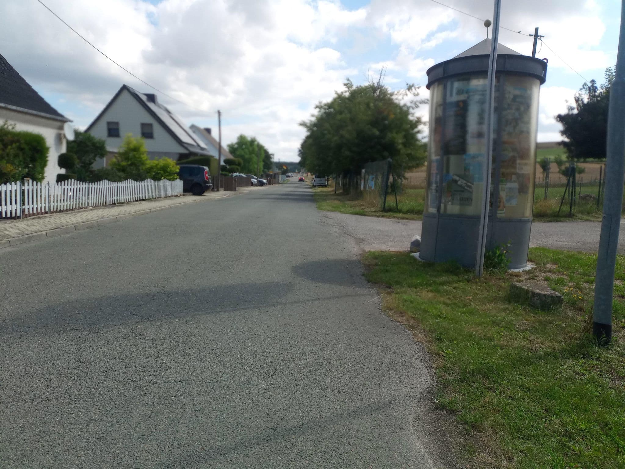 Street view near Hotel Sonnekalb, Bad Sulza — © natura (CC BY-SA · Mapillary)