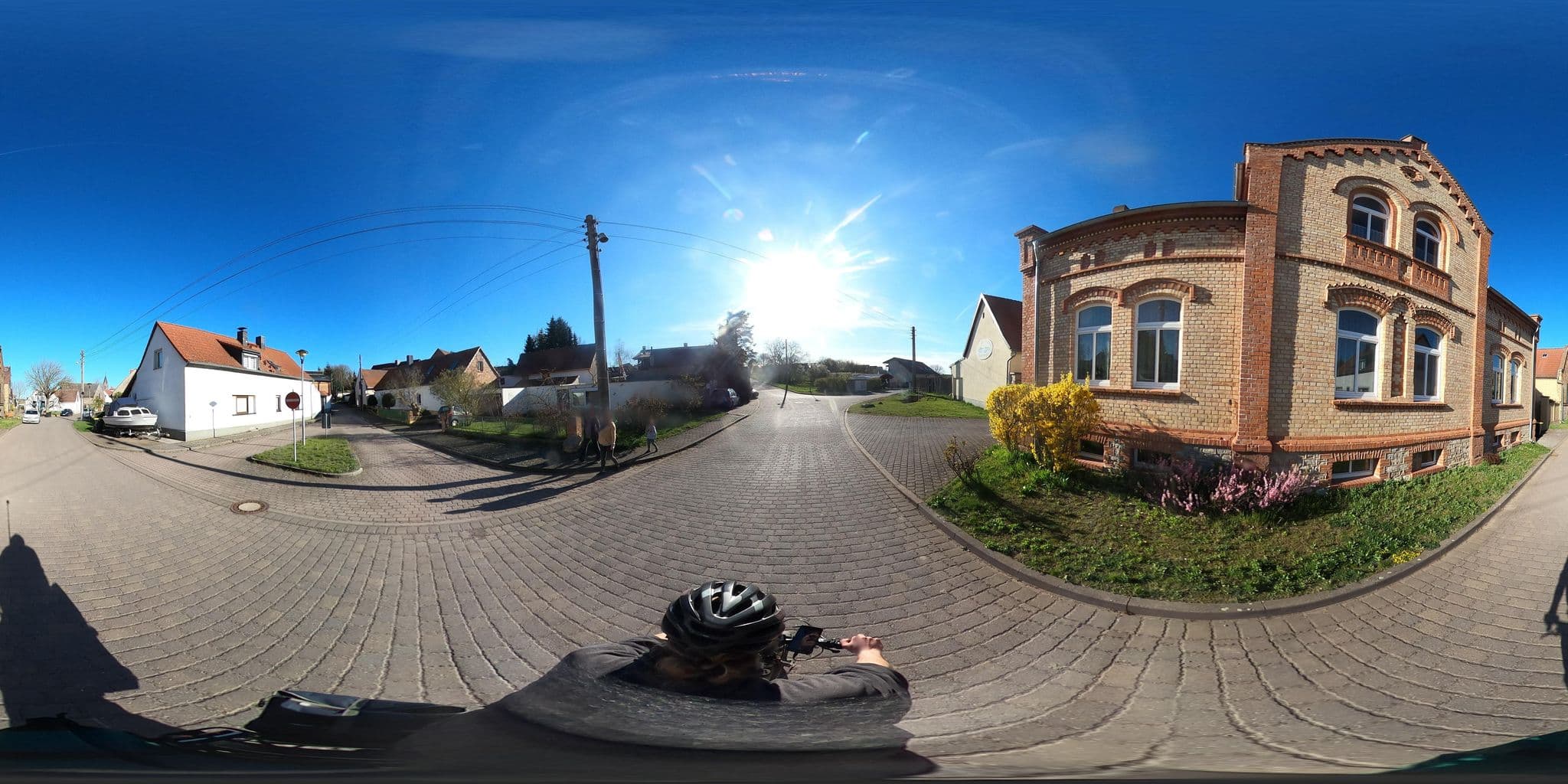 Street view near Seehotel Aseleben, Erdeborn — © Planungsgesellschaft_RV-K (CC BY-SA · Mapillary)