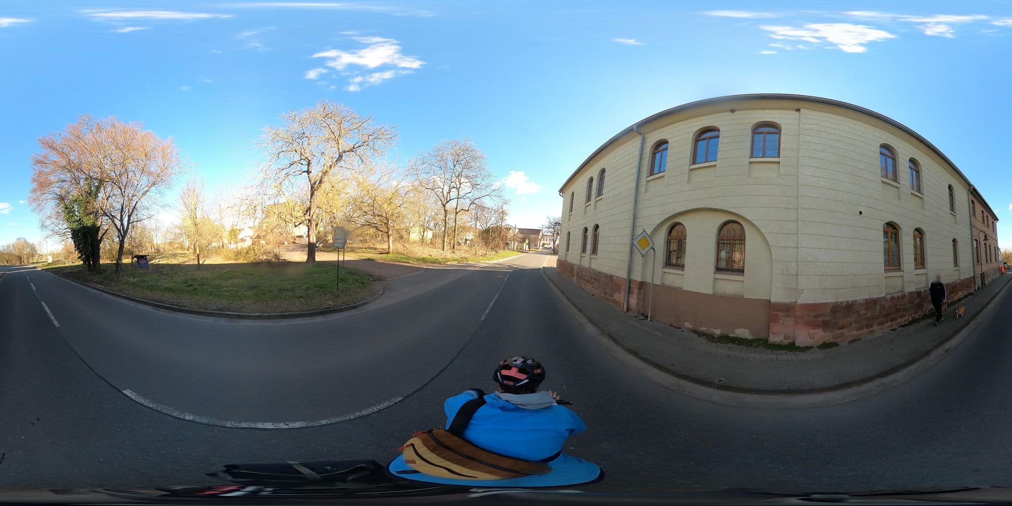 Street view near Zum Yachthafen, Salzmünde — © Planungsgesellschaft_RV-K (CC BY-SA · Mapillary)