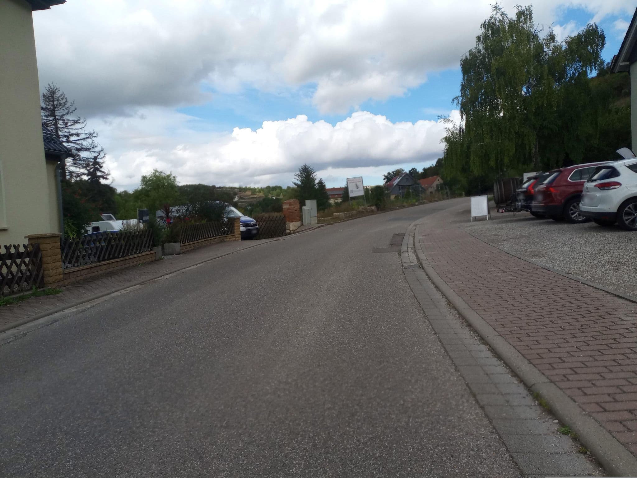 Street view near Hotel & Restaurant Am Weinberg, Freyburg — © natura (CC BY-SA · Mapillary)
